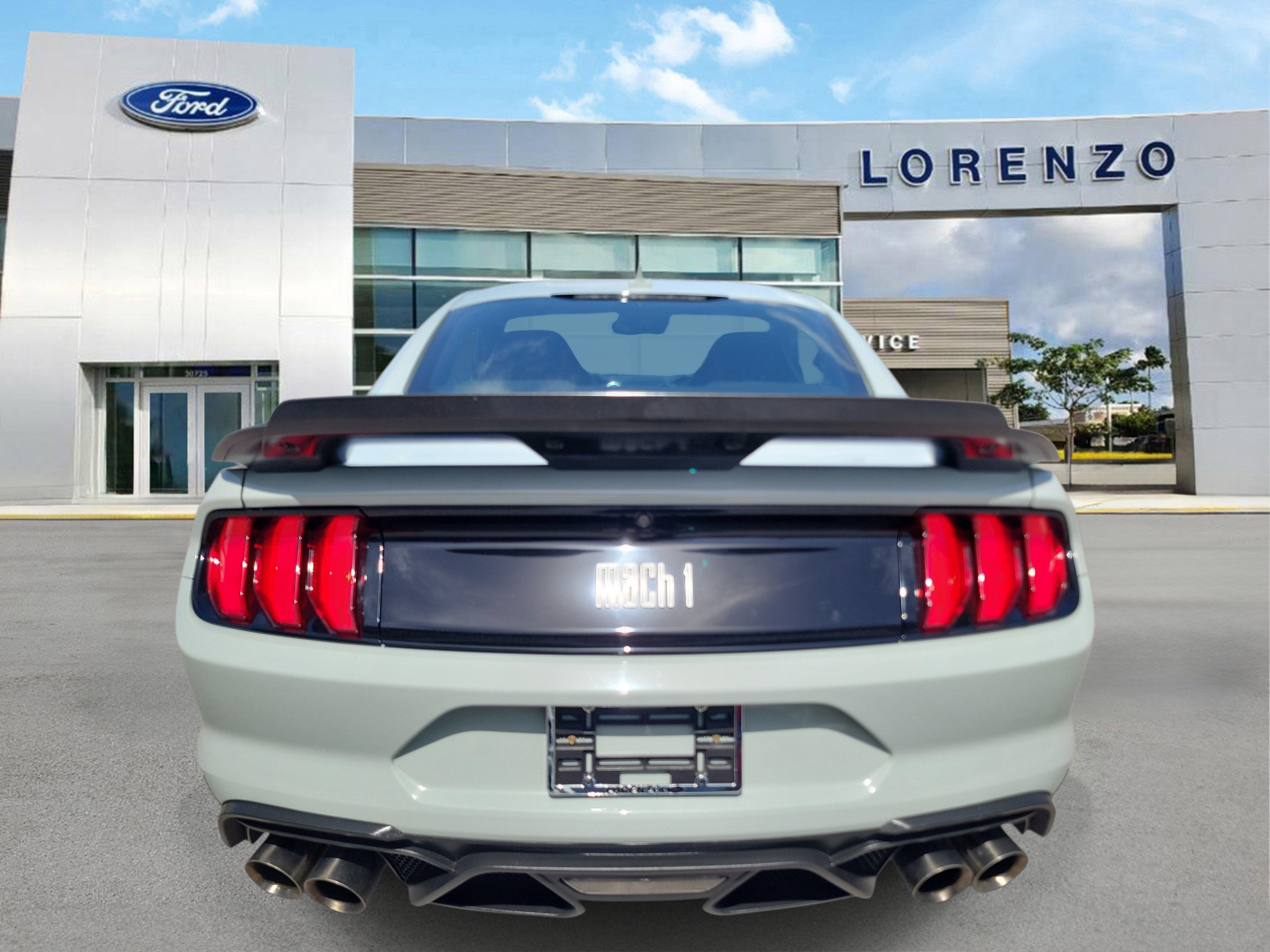 2022 Ford Mustang Mach 1