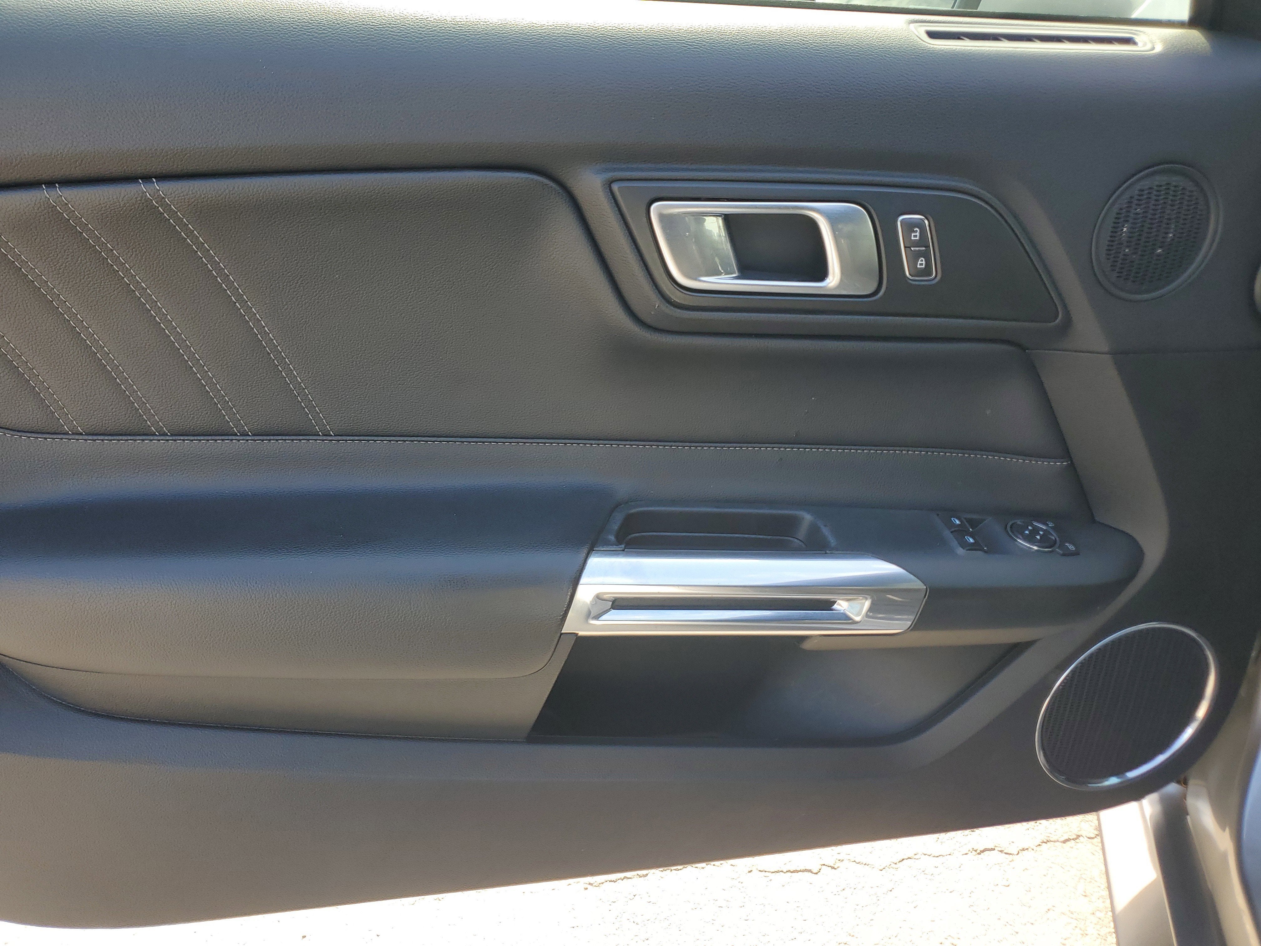 2020 Ford Mustang EcoBoost Premium