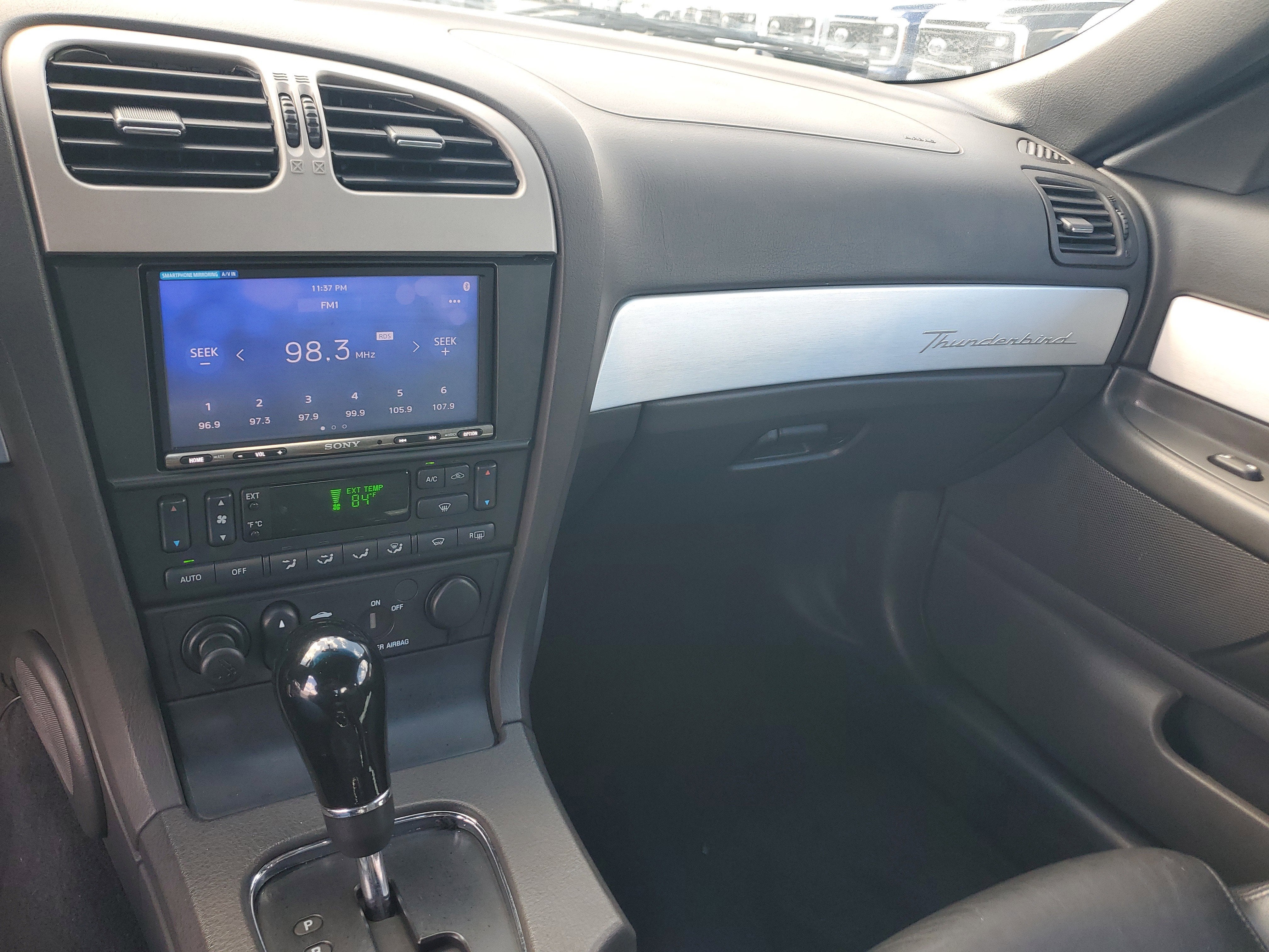 2002 Ford Thunderbird w/Hardtop Deluxe
