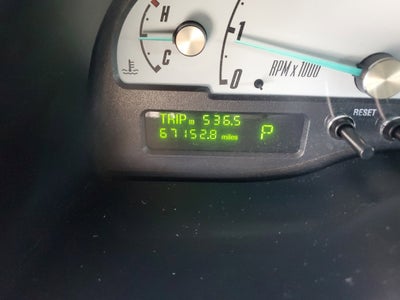 2002 Ford Thunderbird w/Hardtop Deluxe