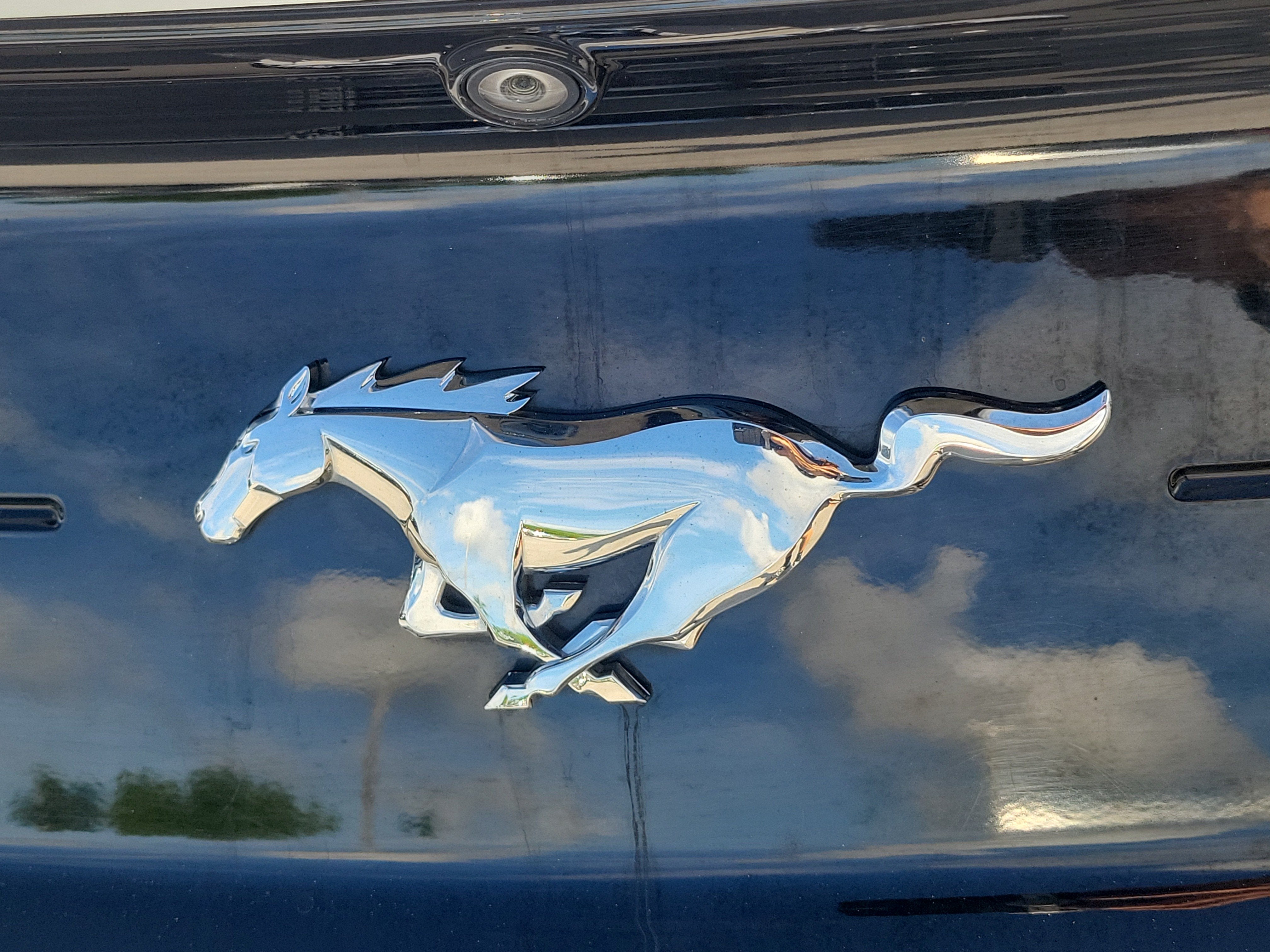 2022 Ford Mustang EcoBoost Premium