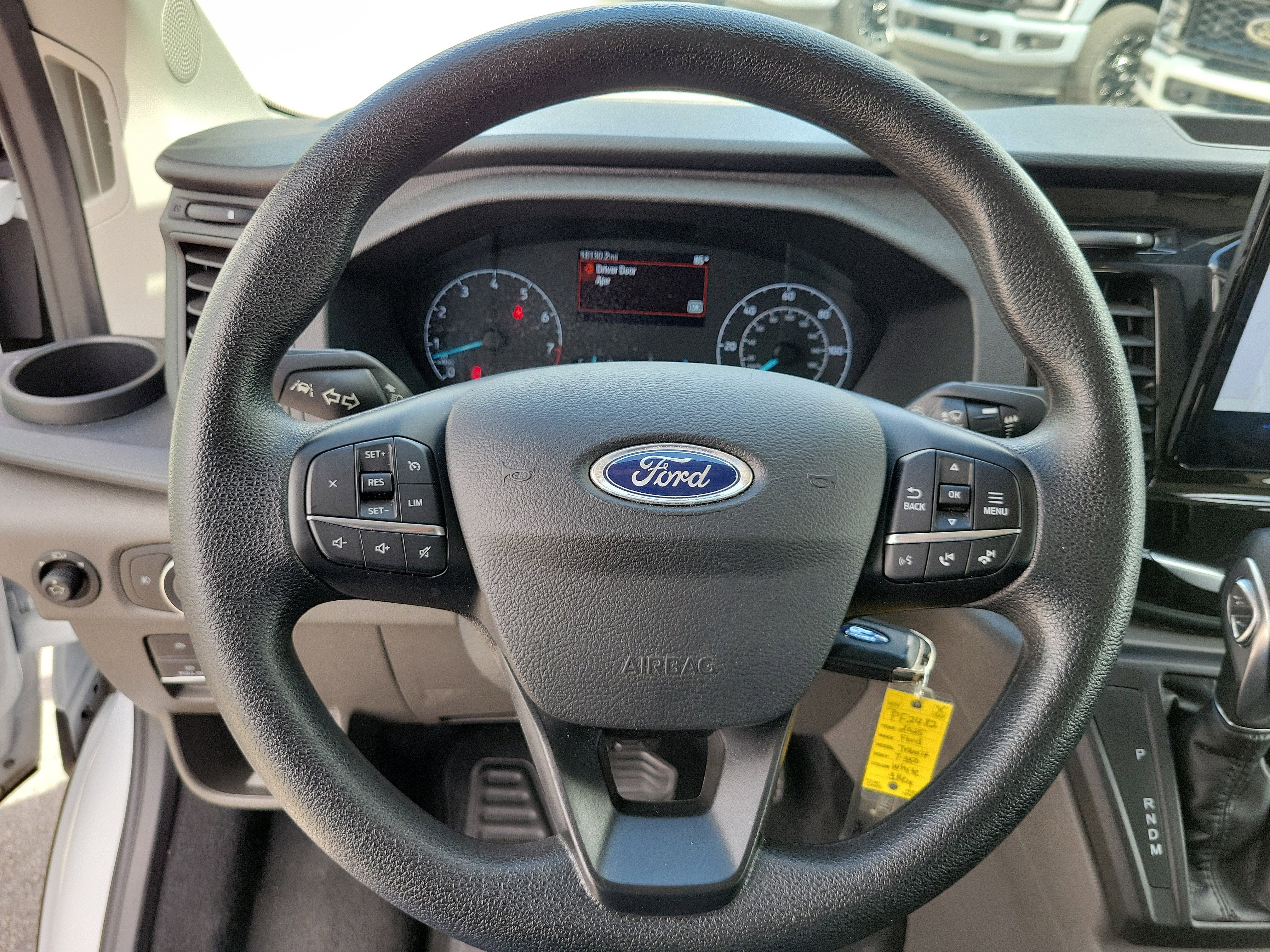 2025 Ford Transit Passenger Wagon XLT