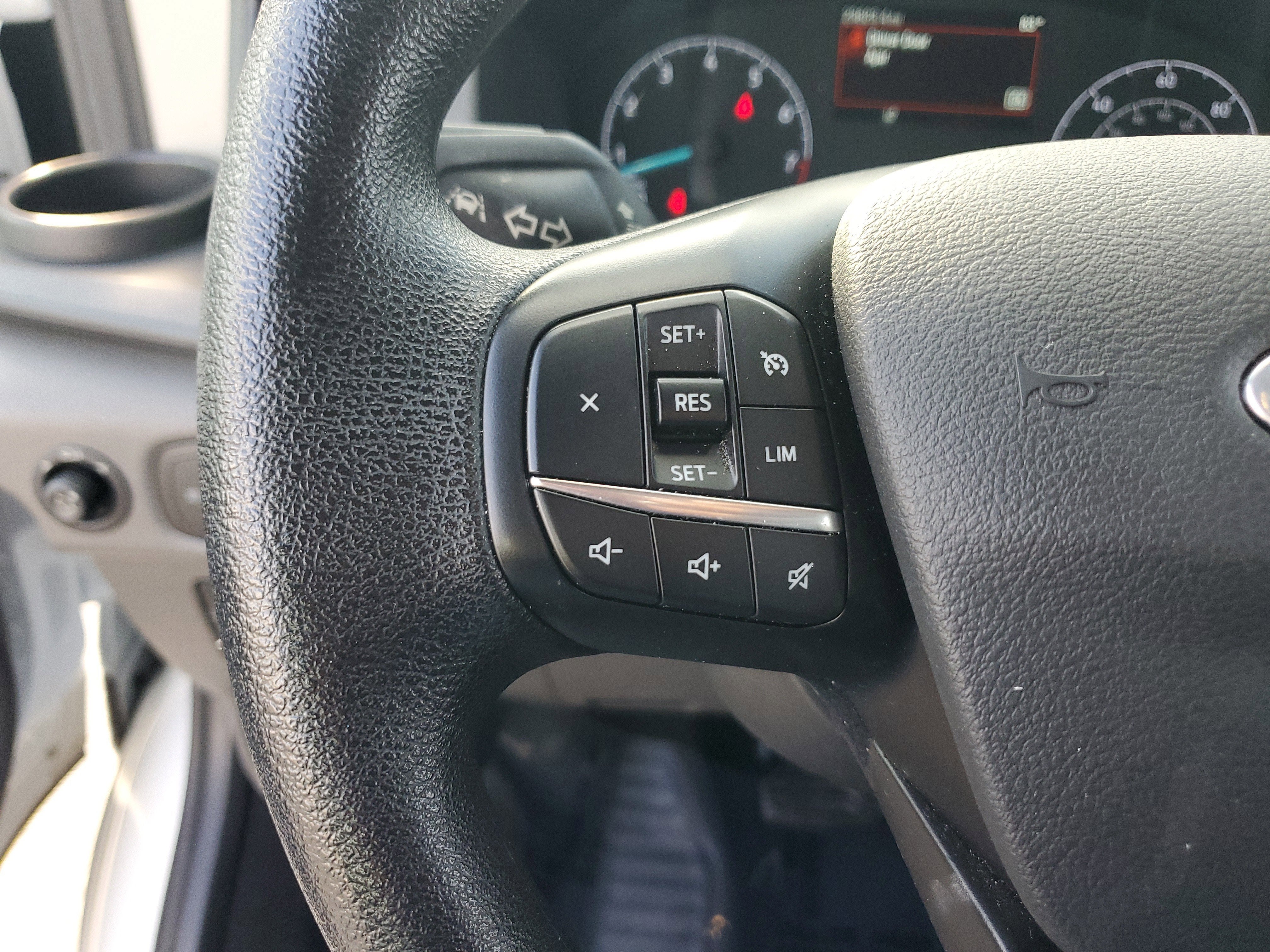 2024 Ford Transit Passenger Wagon XLT