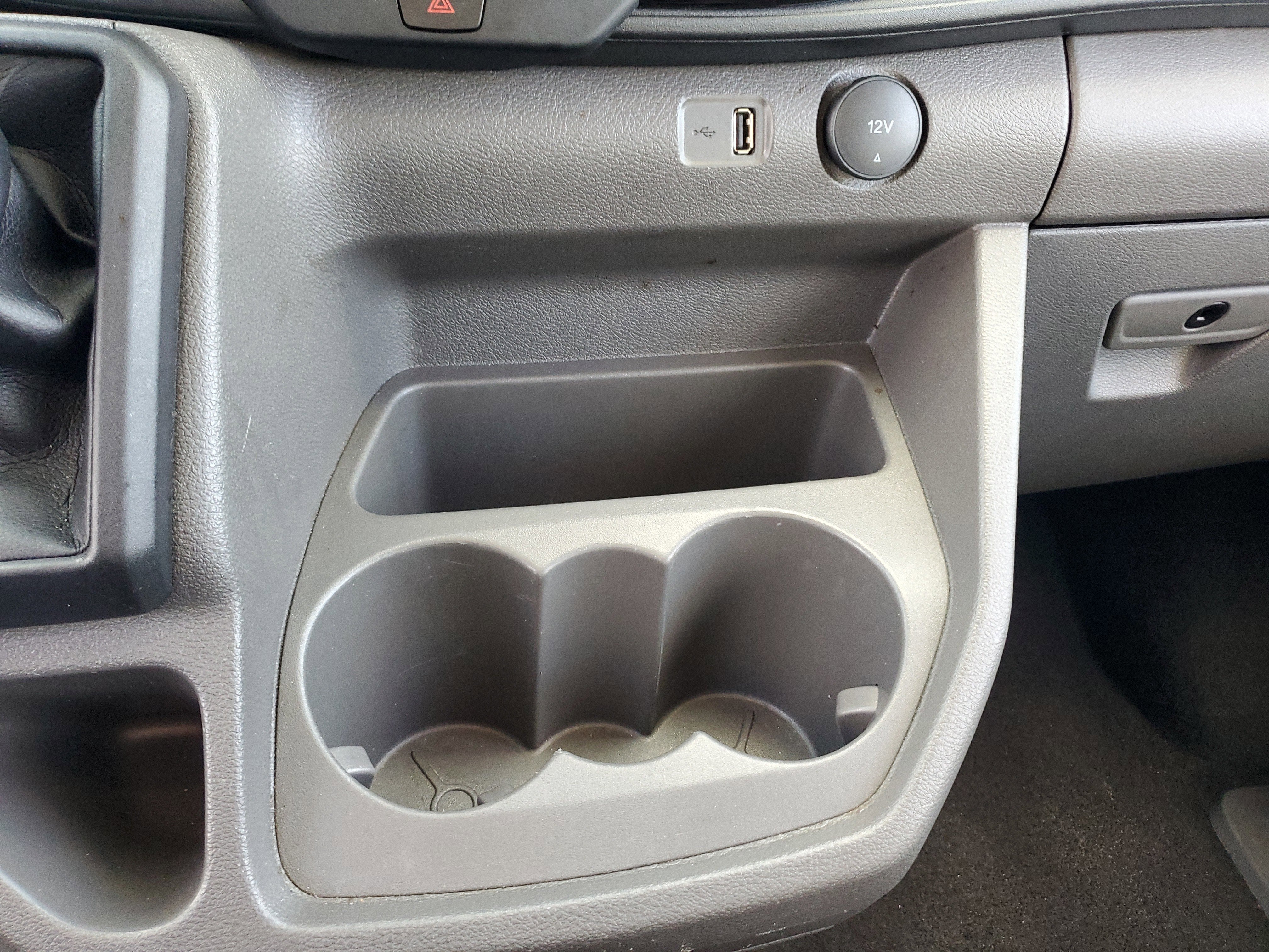 2024 Ford Transit Passenger Wagon XLT