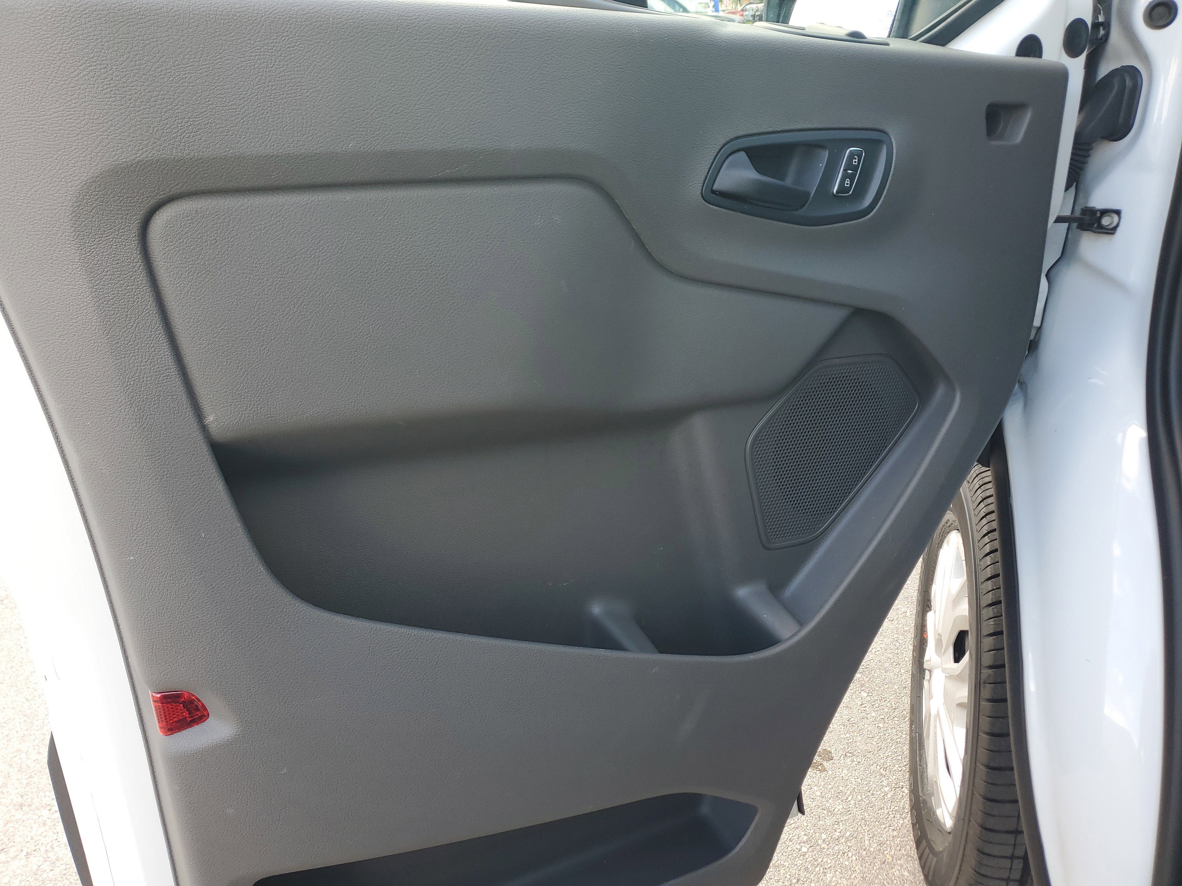 2024 Ford Transit Passenger Wagon XLT