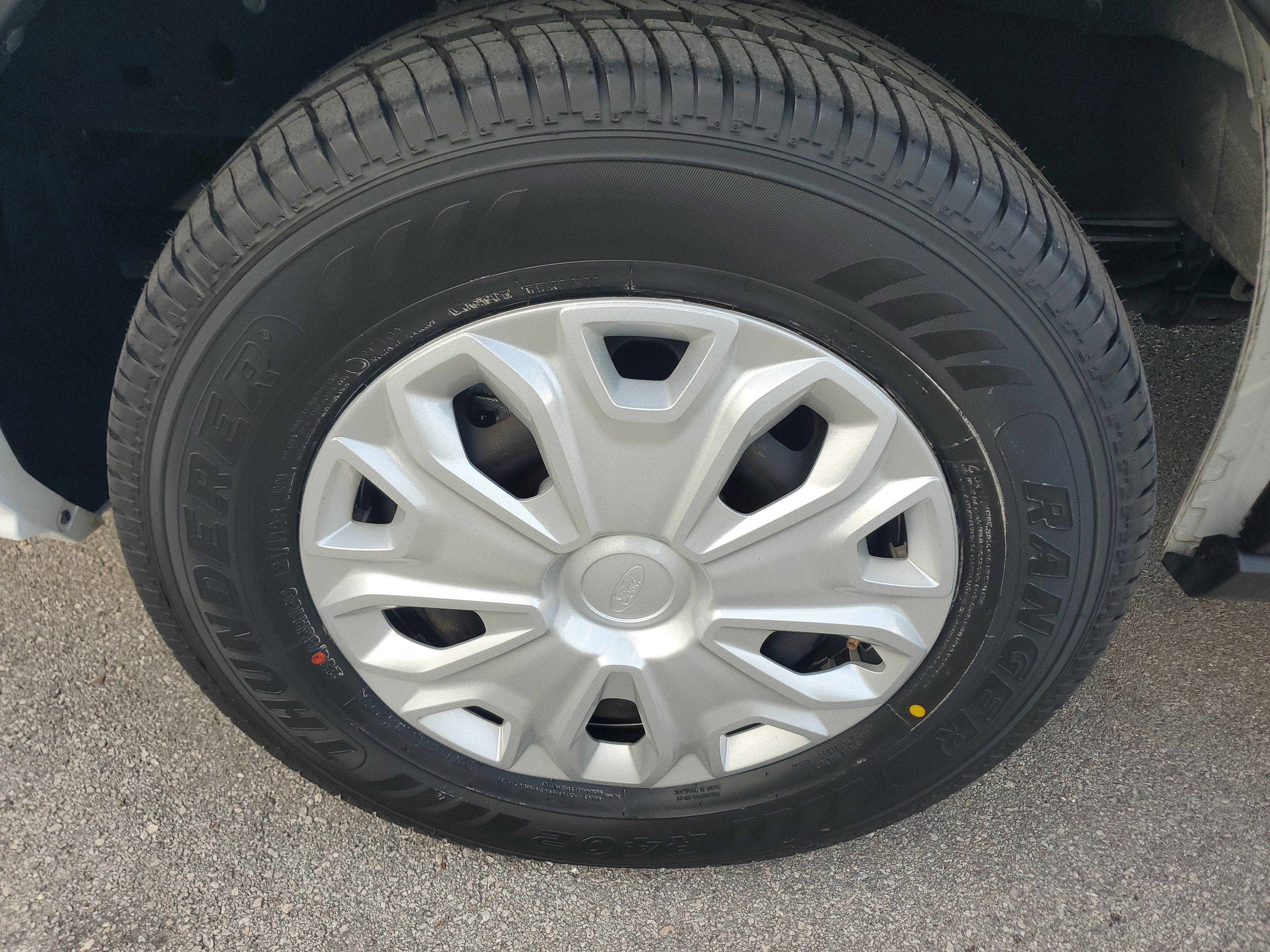 2024 Ford Transit Passenger Wagon XLT