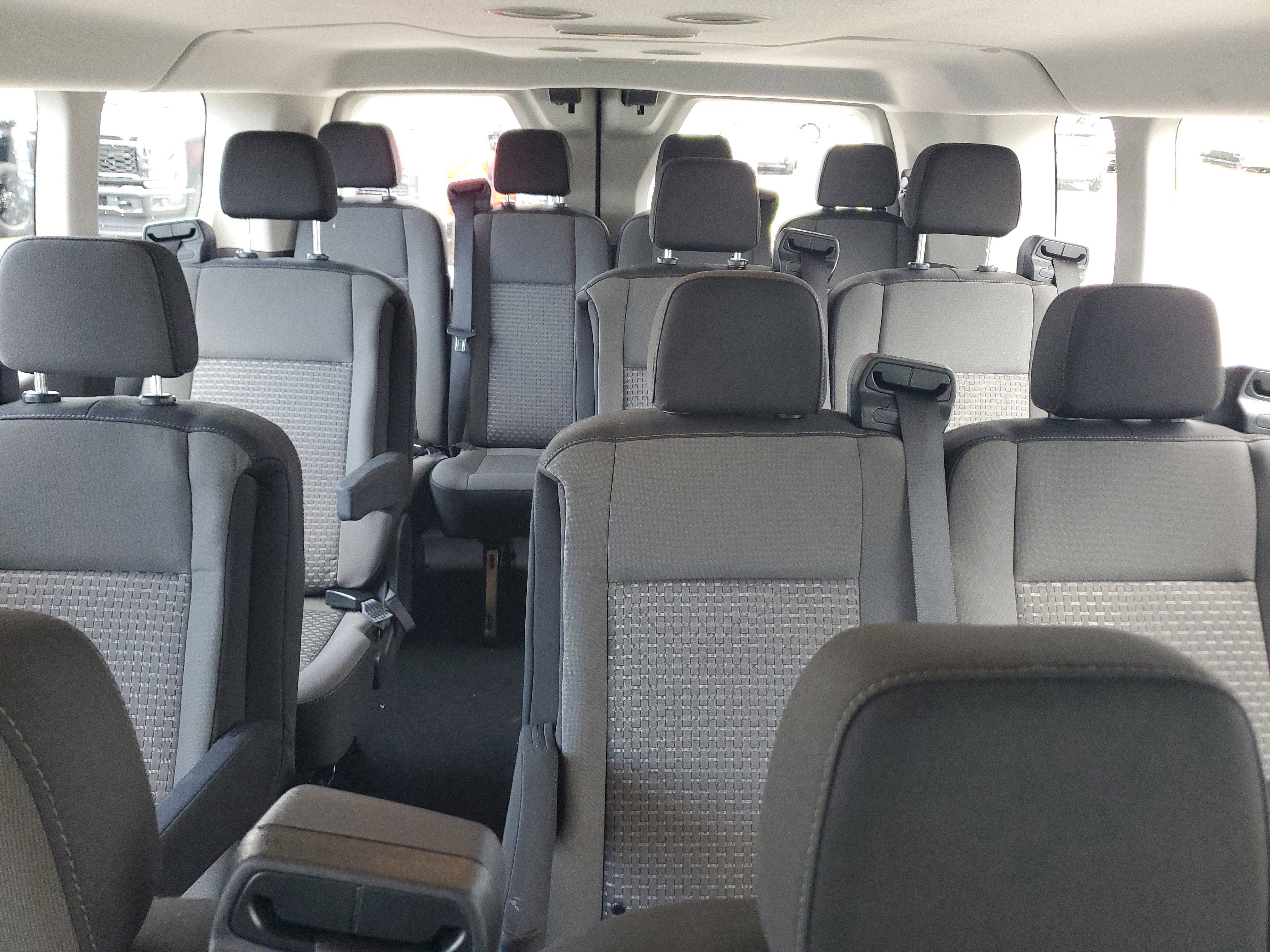 2024 Ford Transit Passenger Wagon XLT