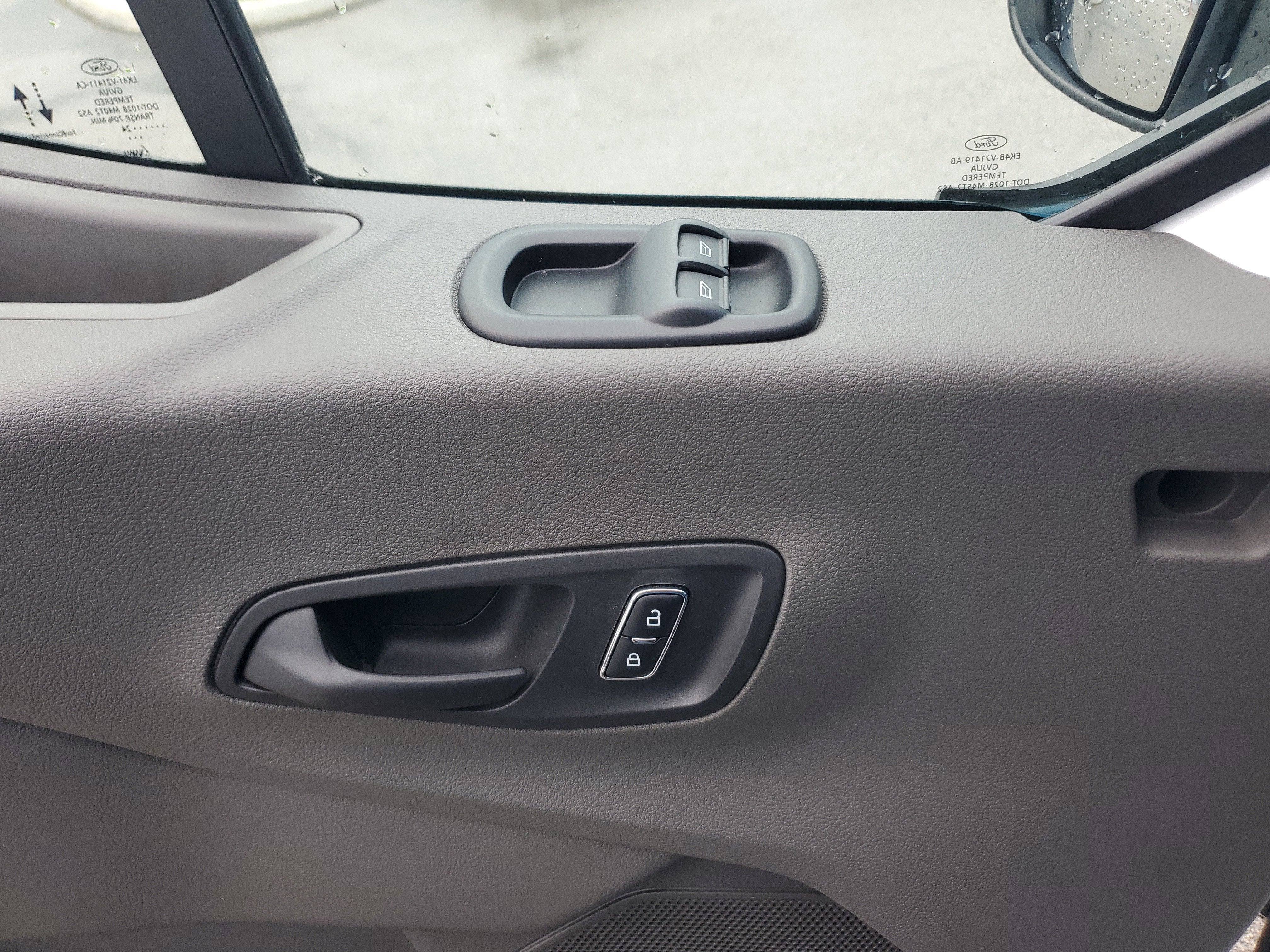 2024 Ford Transit Passenger Wagon XLT