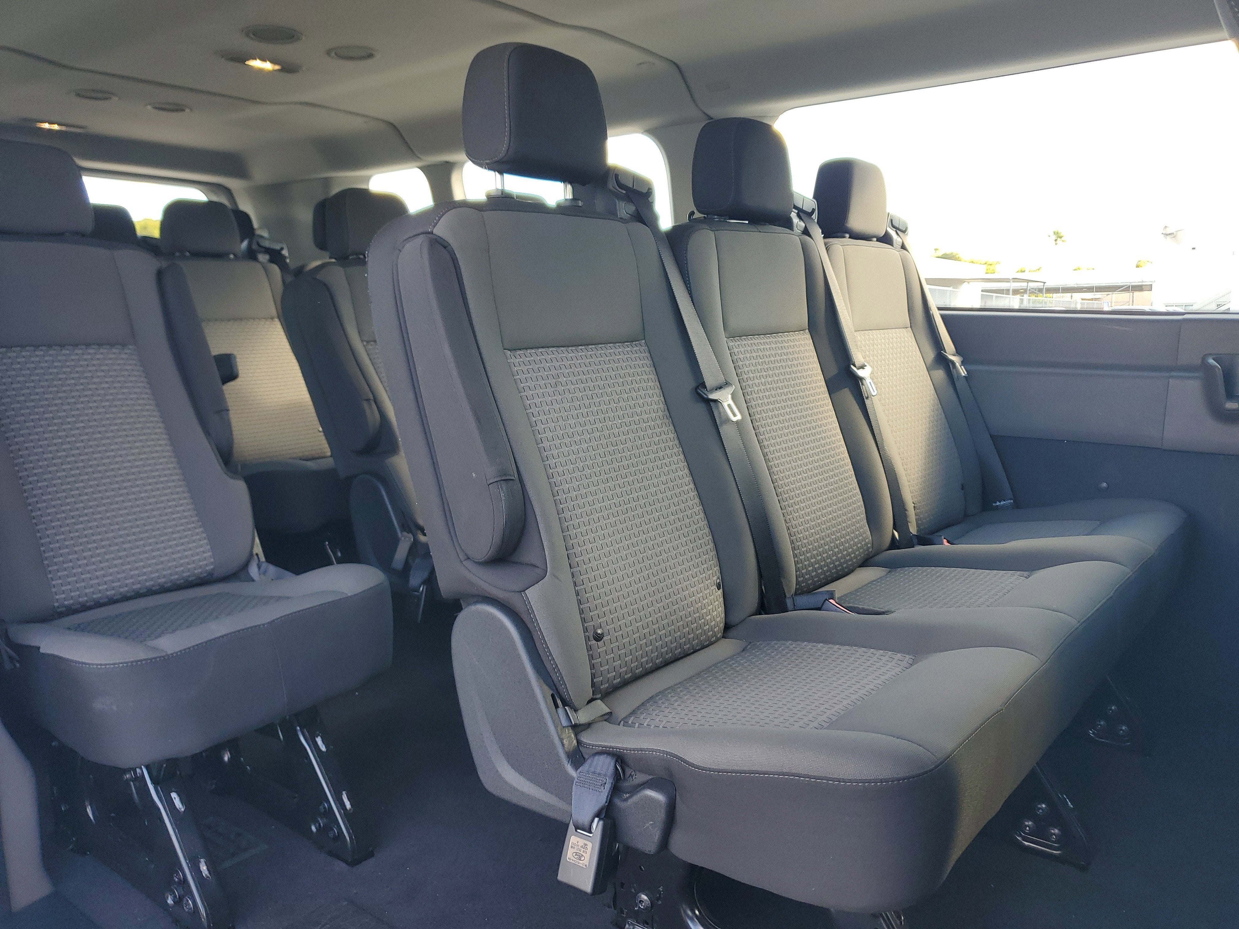 2024 Ford Transit Passenger Wagon XLT