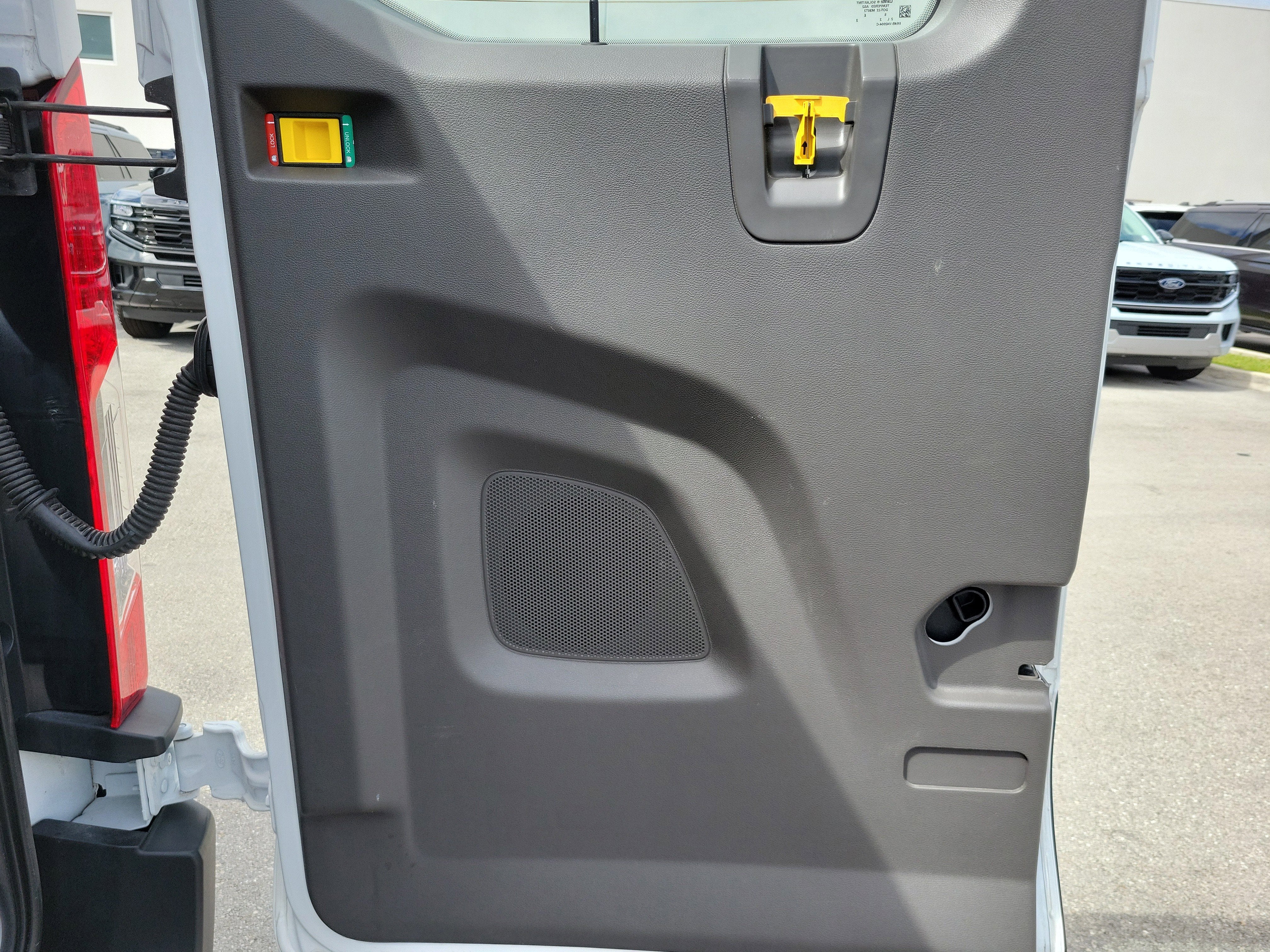 2025 Ford Transit Passenger Wagon XLT
