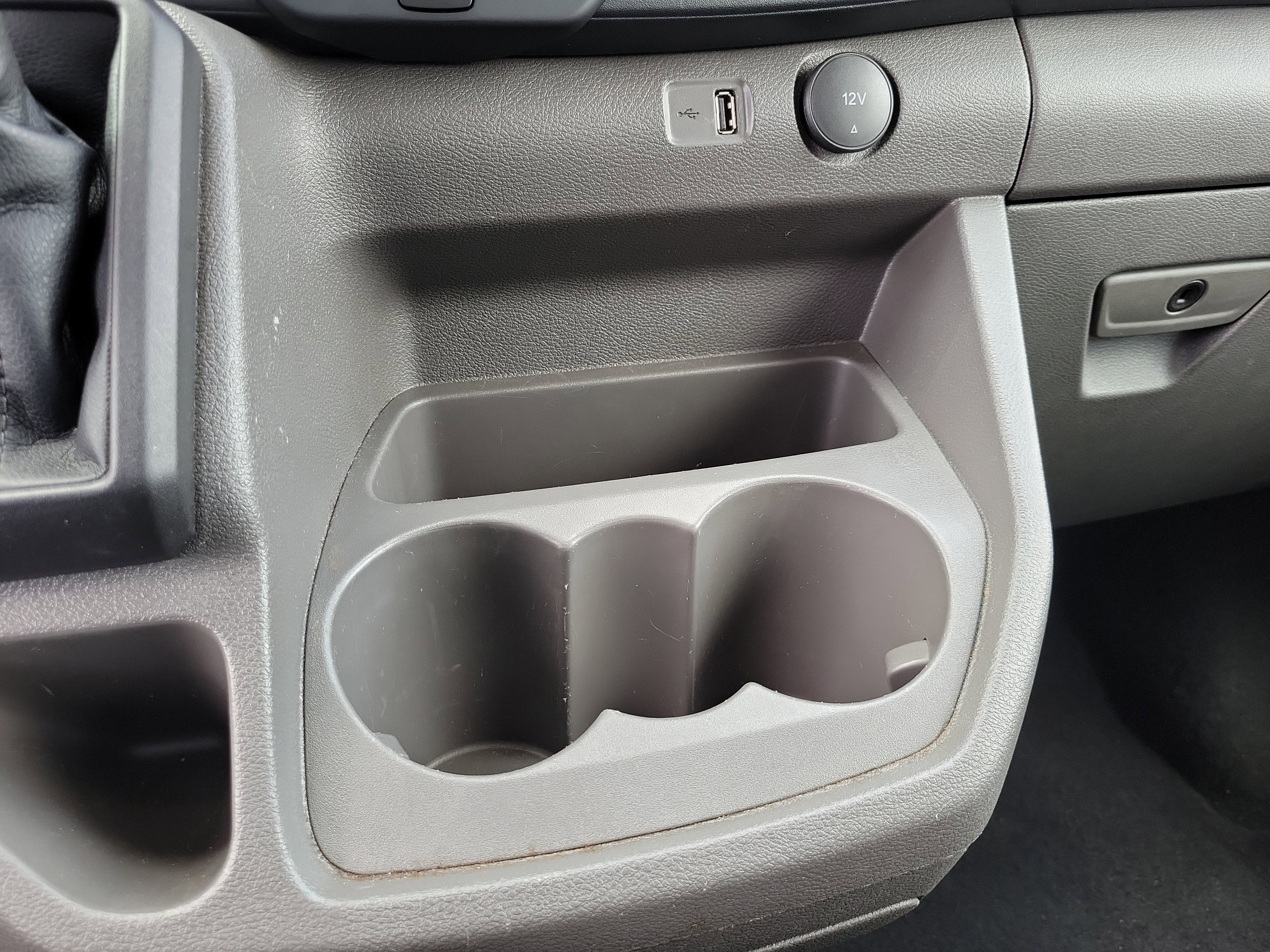 2025 Ford Transit Passenger Wagon XLT