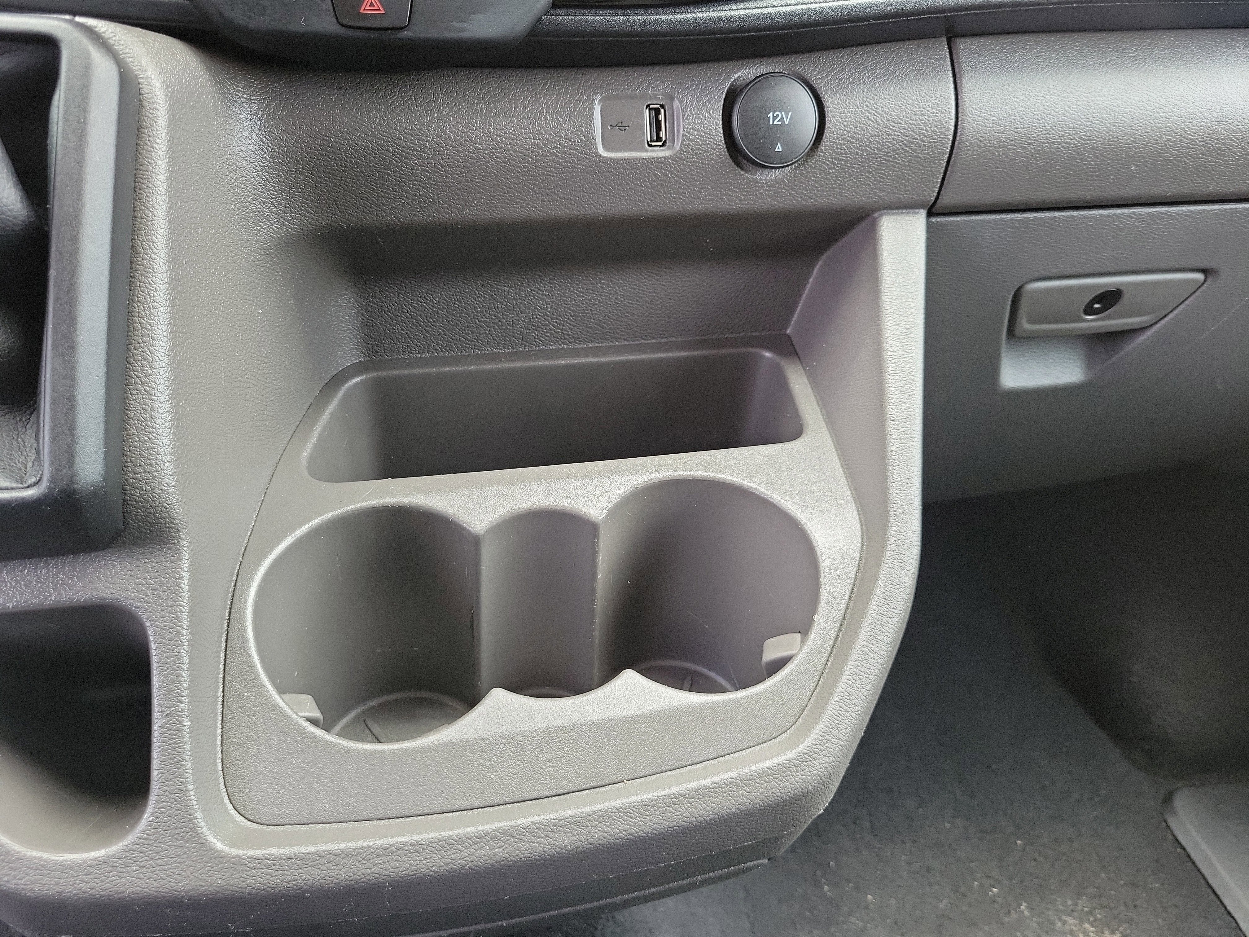 2024 Ford Transit Passenger Wagon XLT