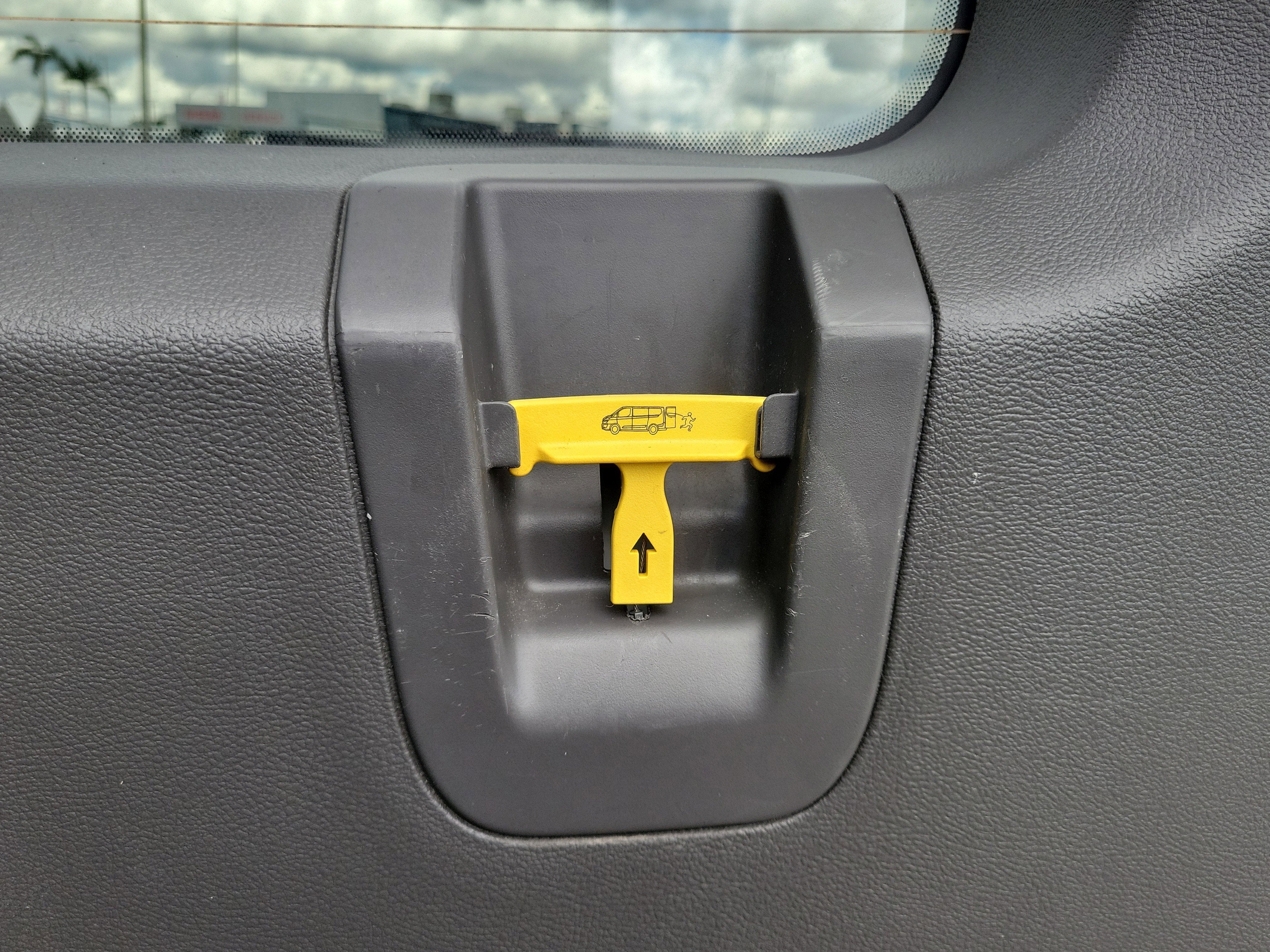 2023 Ford Transit Passenger Wagon XLT