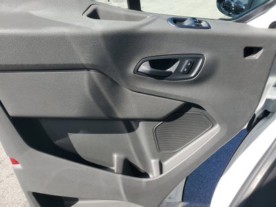 2024 Ford Transit Passenger Wagon XLT