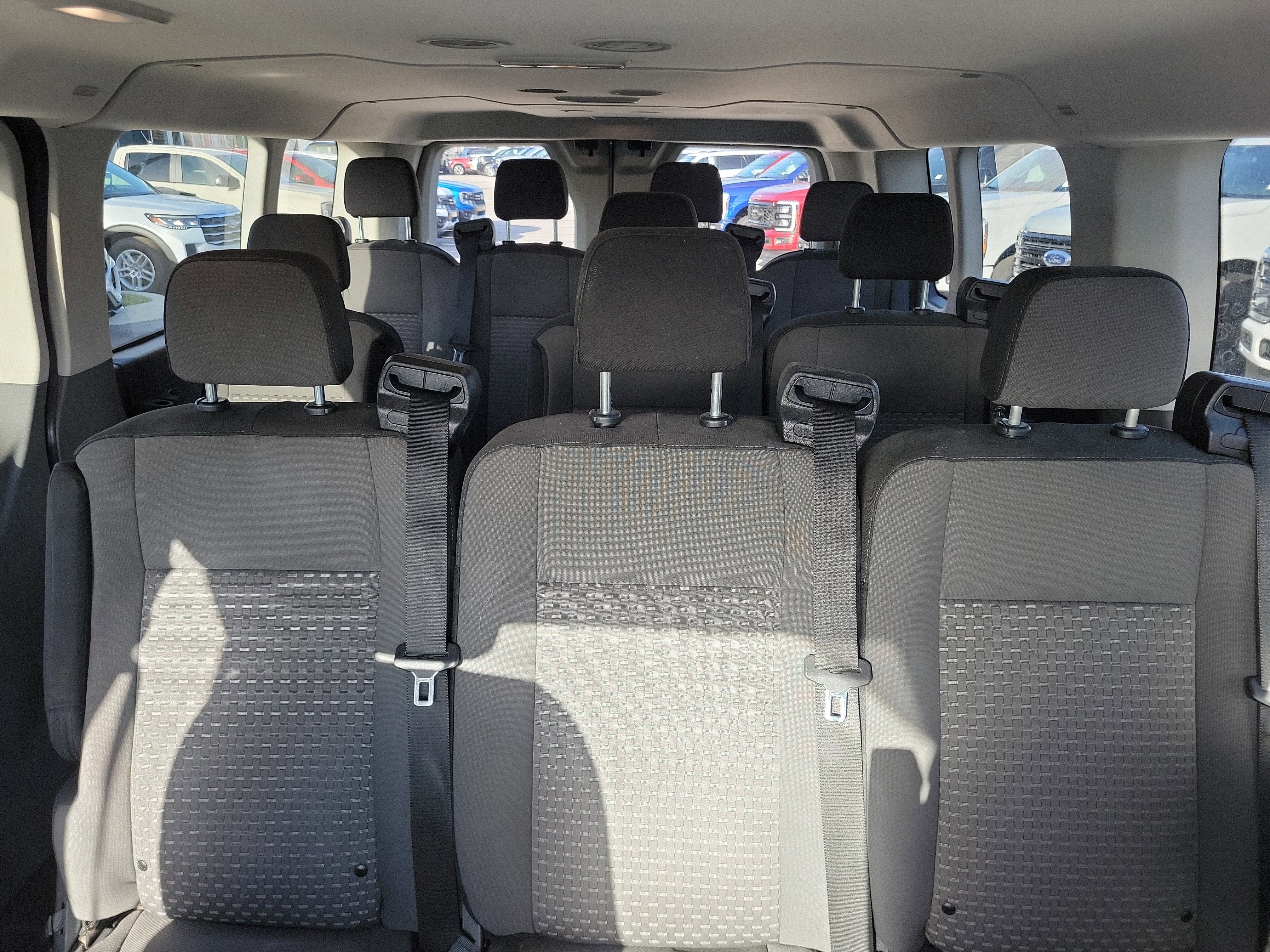 2023 Ford Transit Passenger Wagon XLT