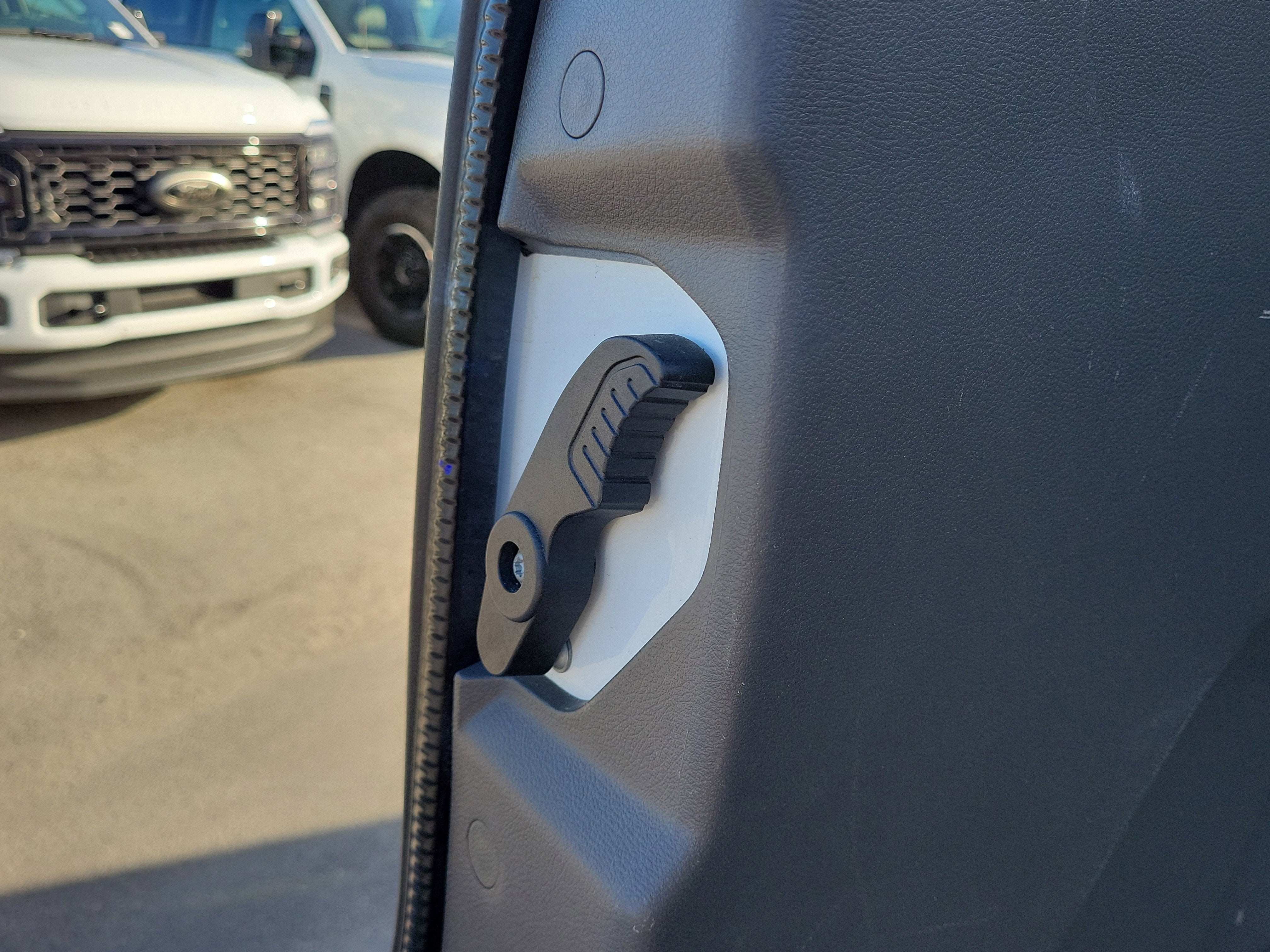 2023 Ford Transit Passenger Wagon XLT