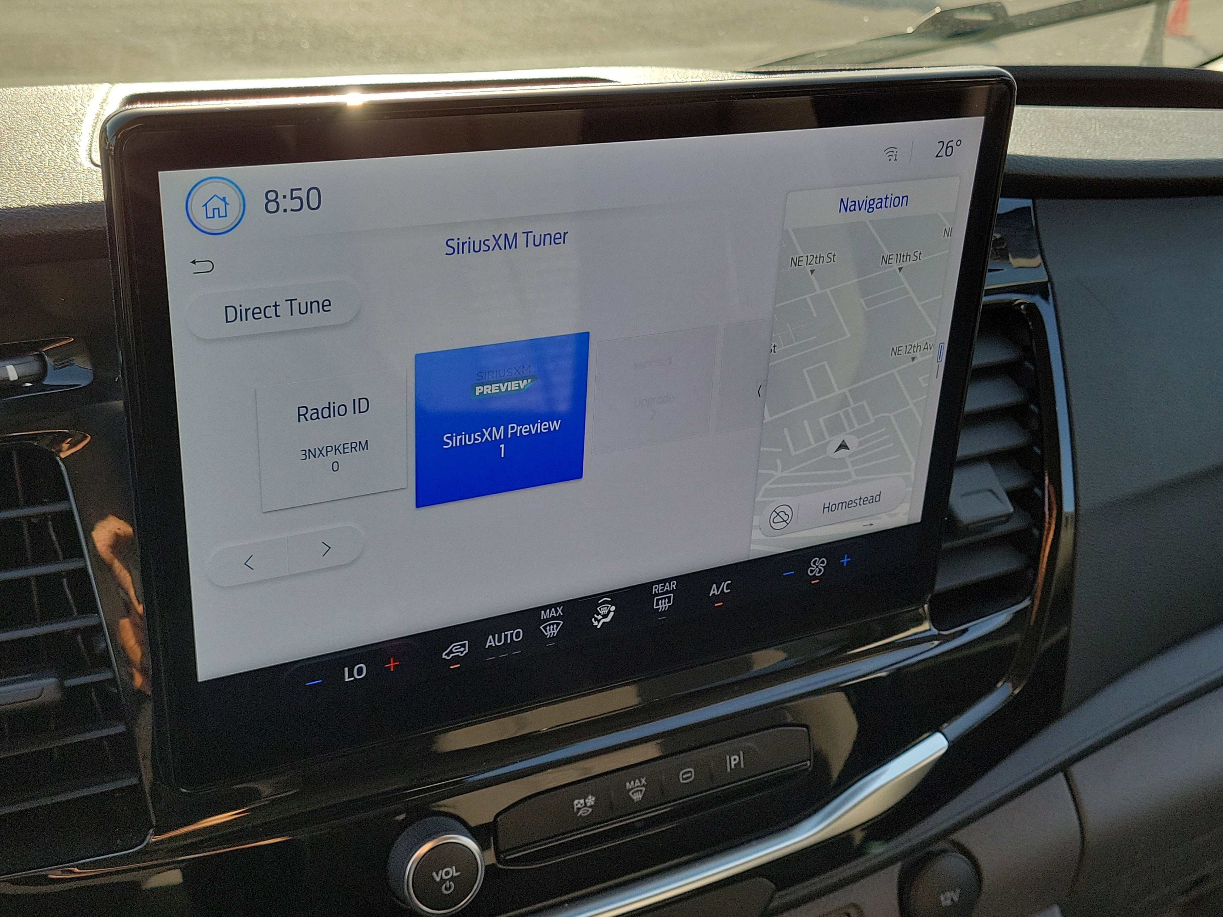 2023 Ford Transit Passenger Wagon XLT