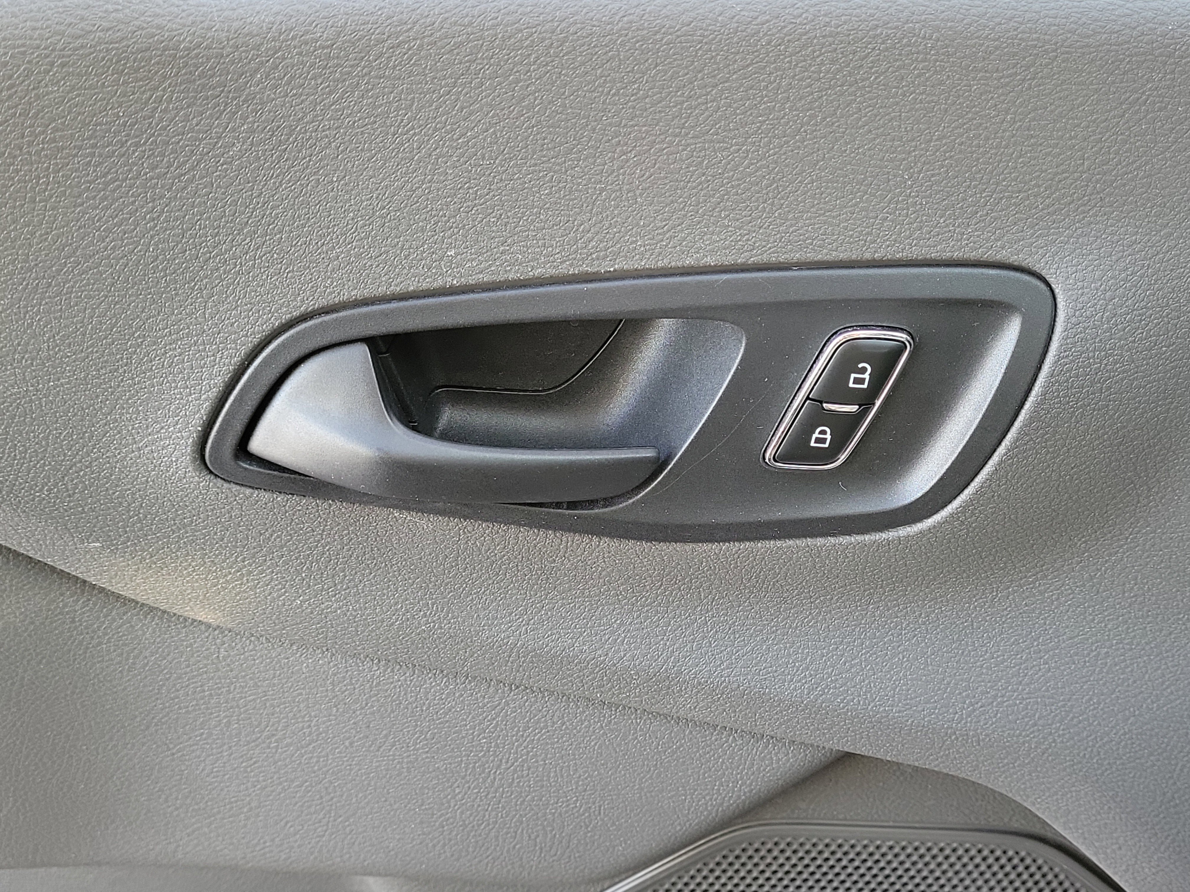 2023 Ford Transit Passenger Wagon XLT