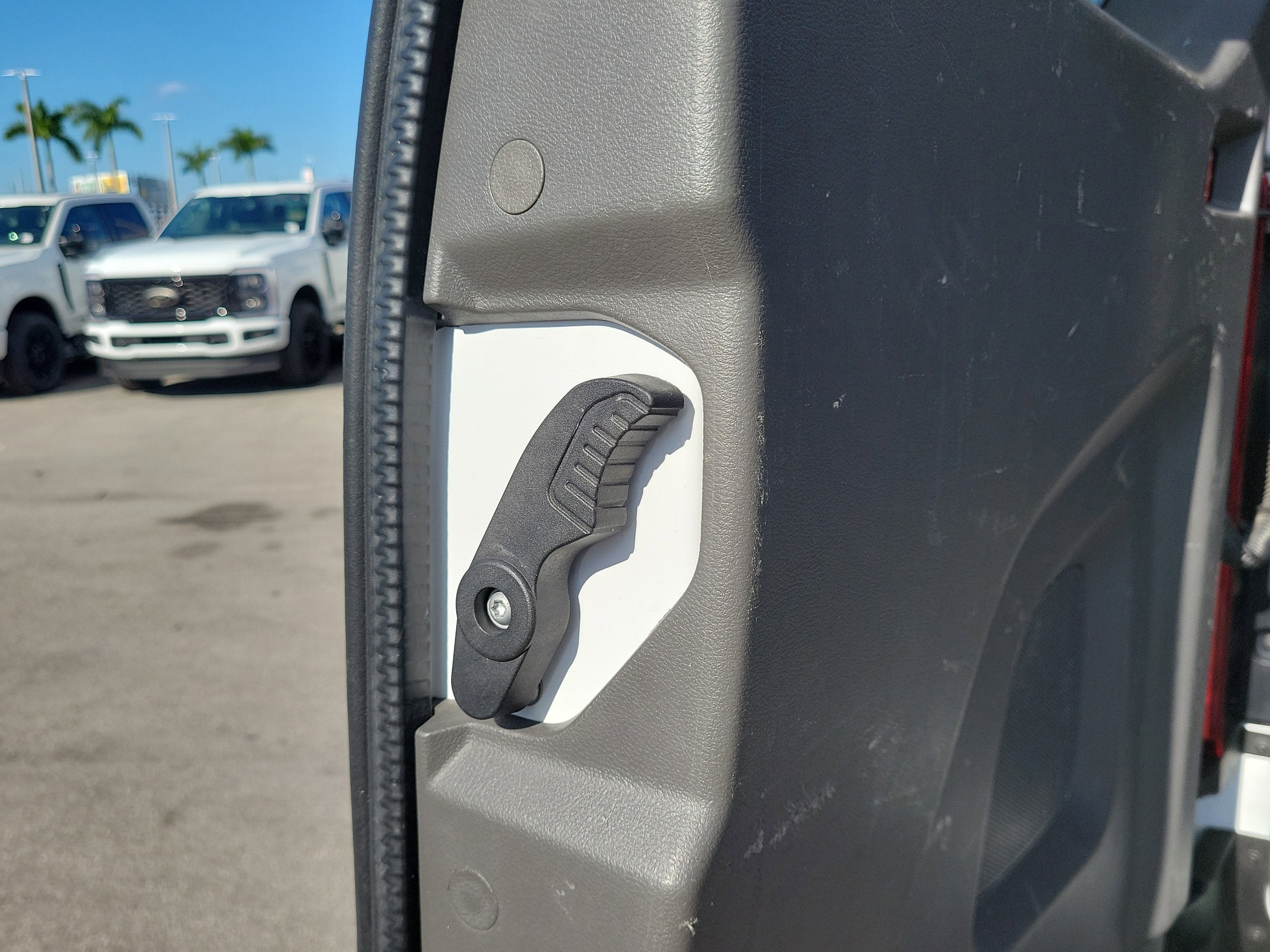 2023 Ford Transit Passenger Wagon XLT