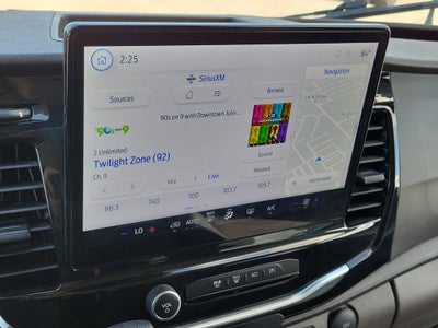 2023 Ford Transit Passenger Wagon XLT