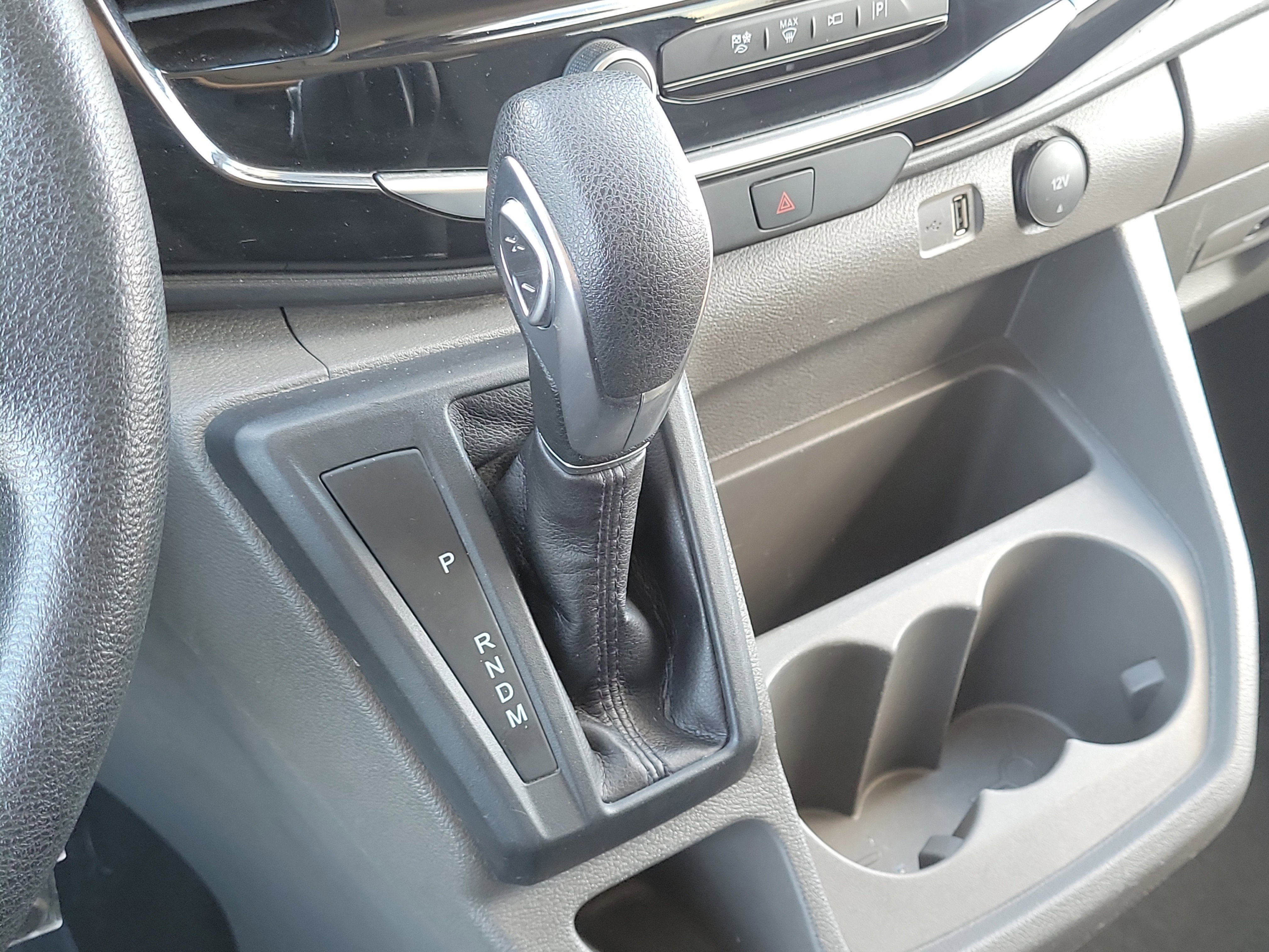 2023 Ford Transit Passenger Wagon XLT