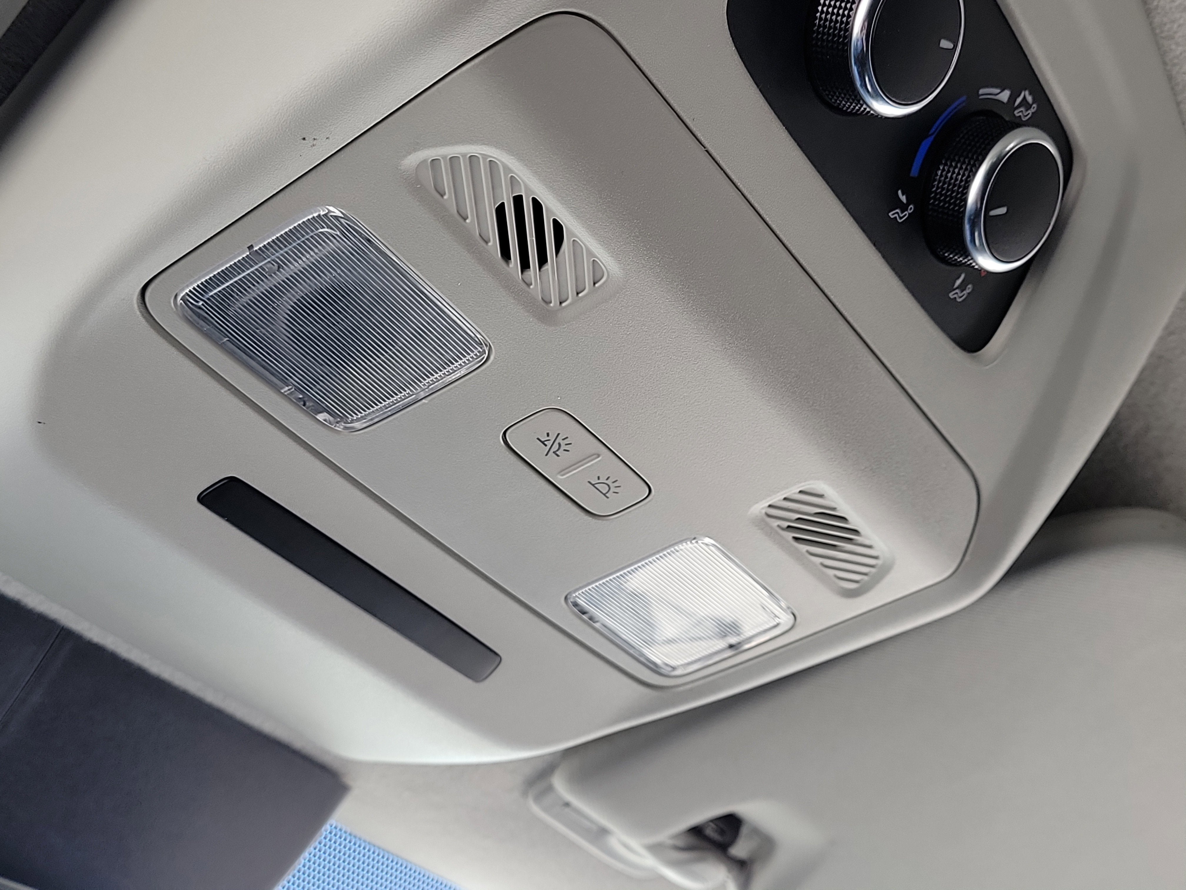 2023 Ford Transit Passenger Wagon XLT