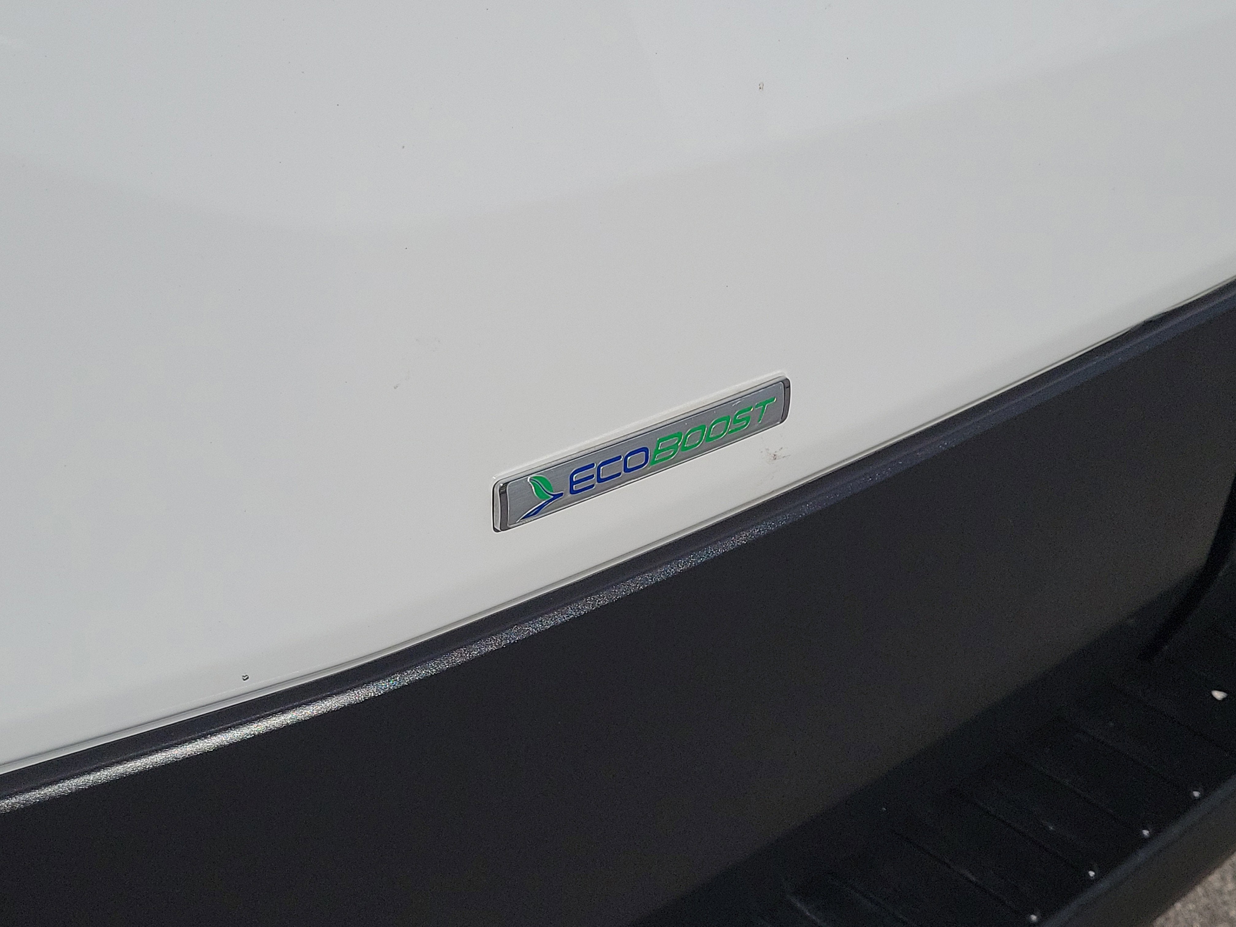 2023 Ford Transit Passenger Wagon XLT