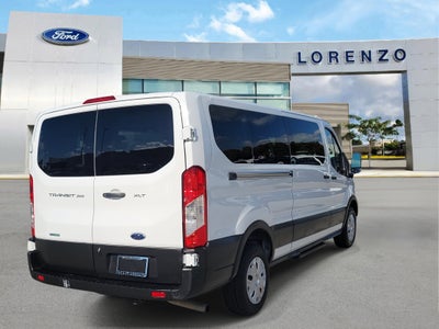 2023 Ford Transit Passenger Wagon XLT