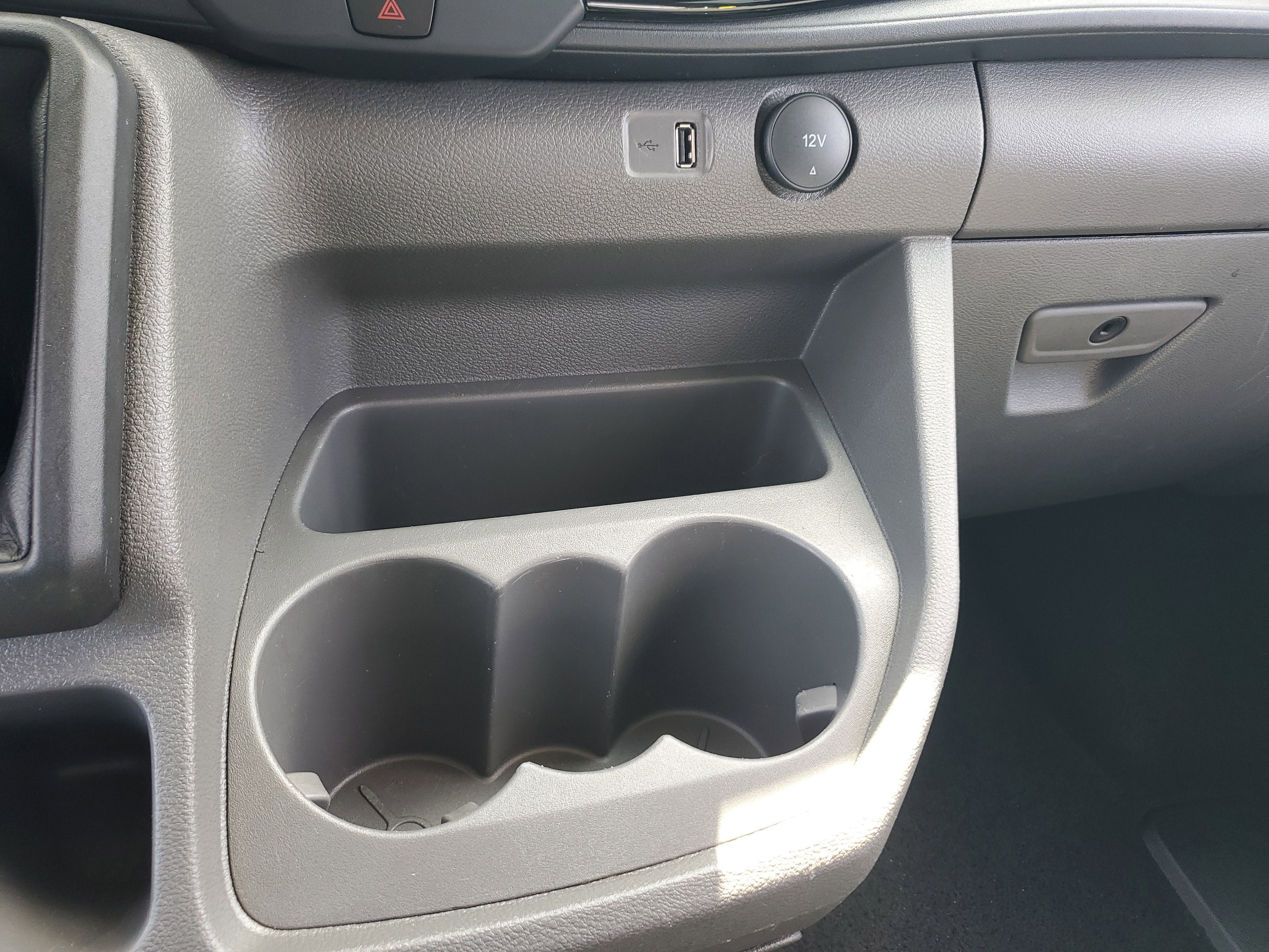 2024 Ford Transit Passenger Wagon XLT