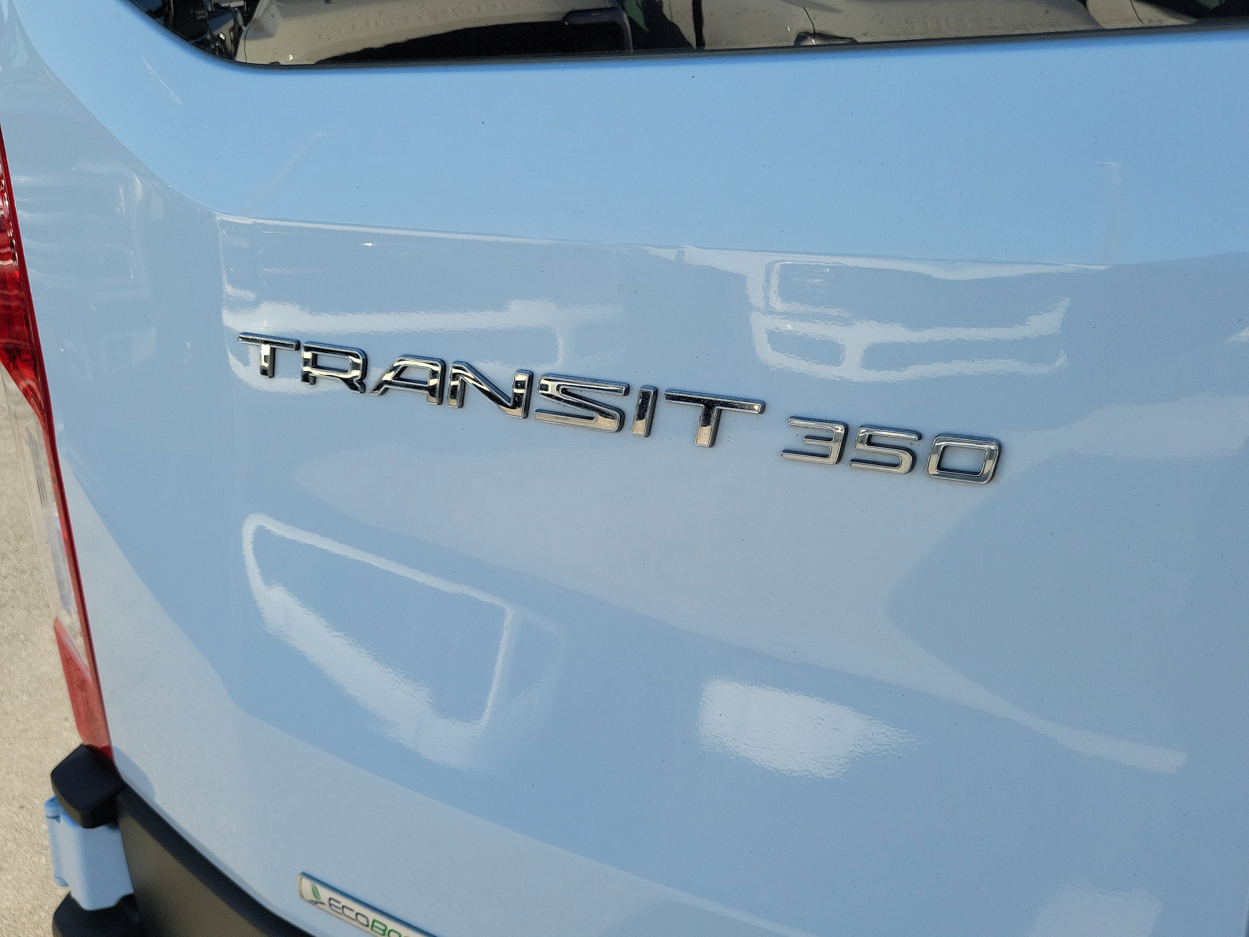 2023 Ford Transit Passenger Wagon XLT