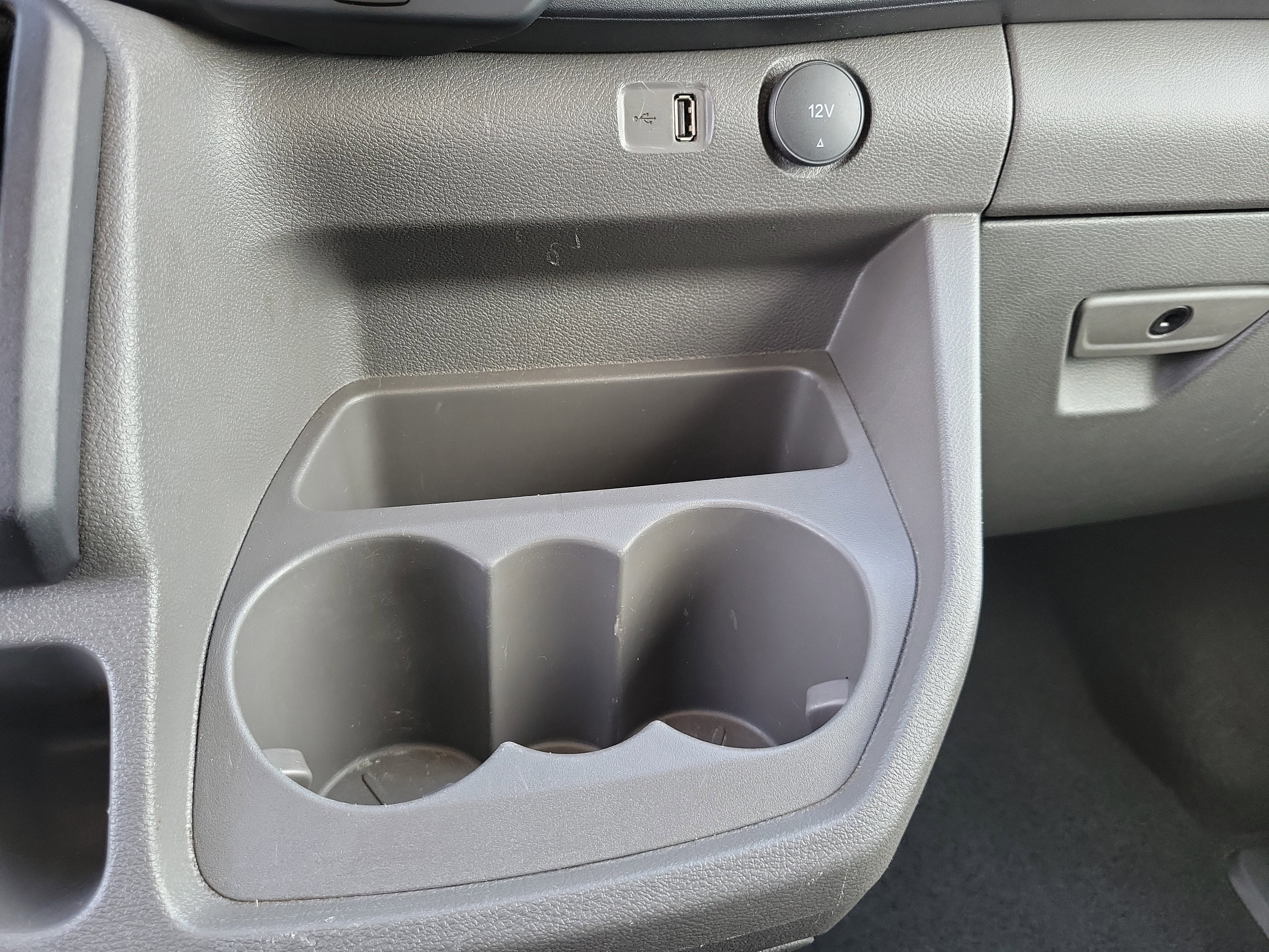 2024 Ford Transit Passenger Wagon XLT
