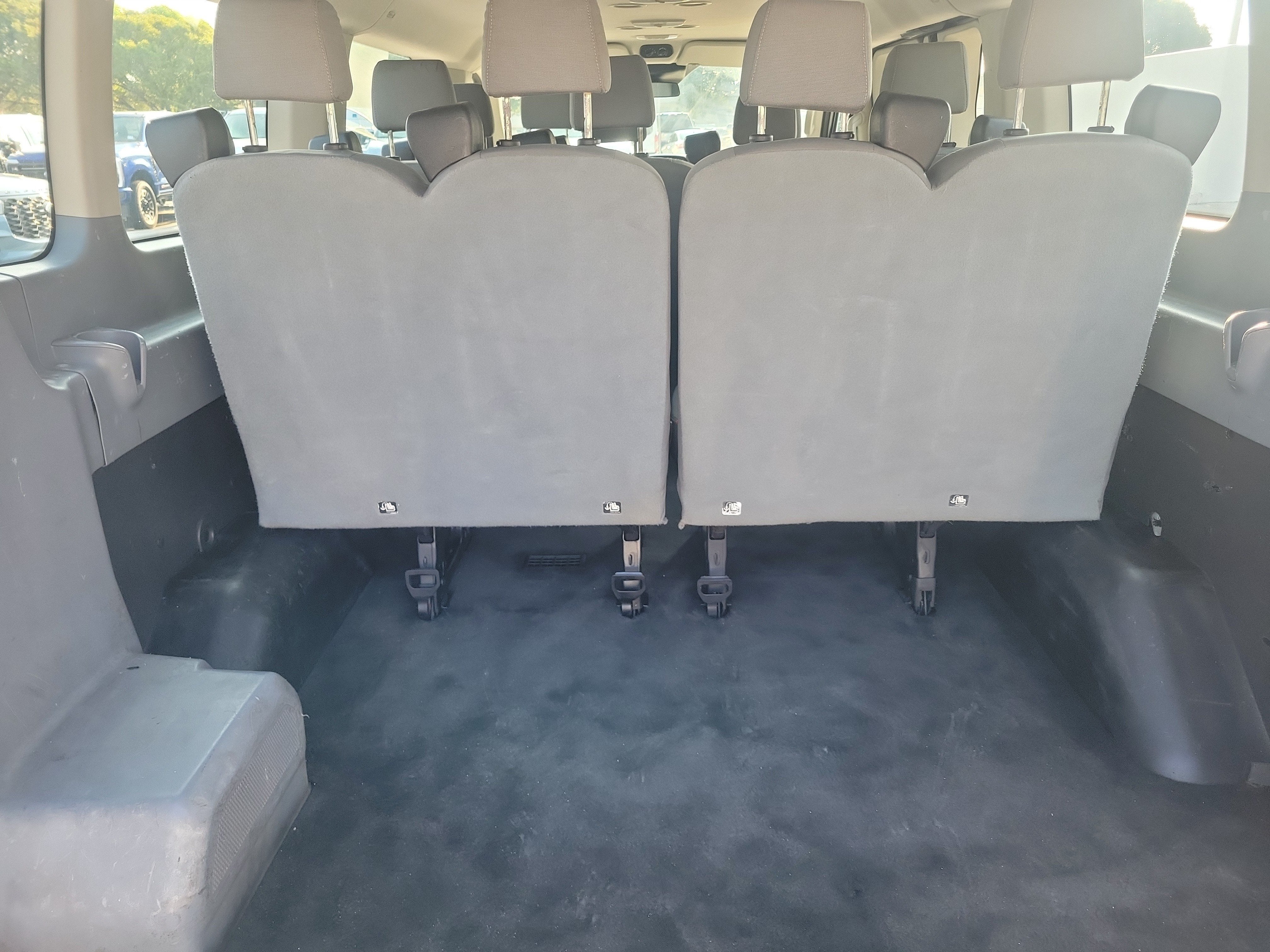 2018 Ford Transit Passenger Wagon XLT