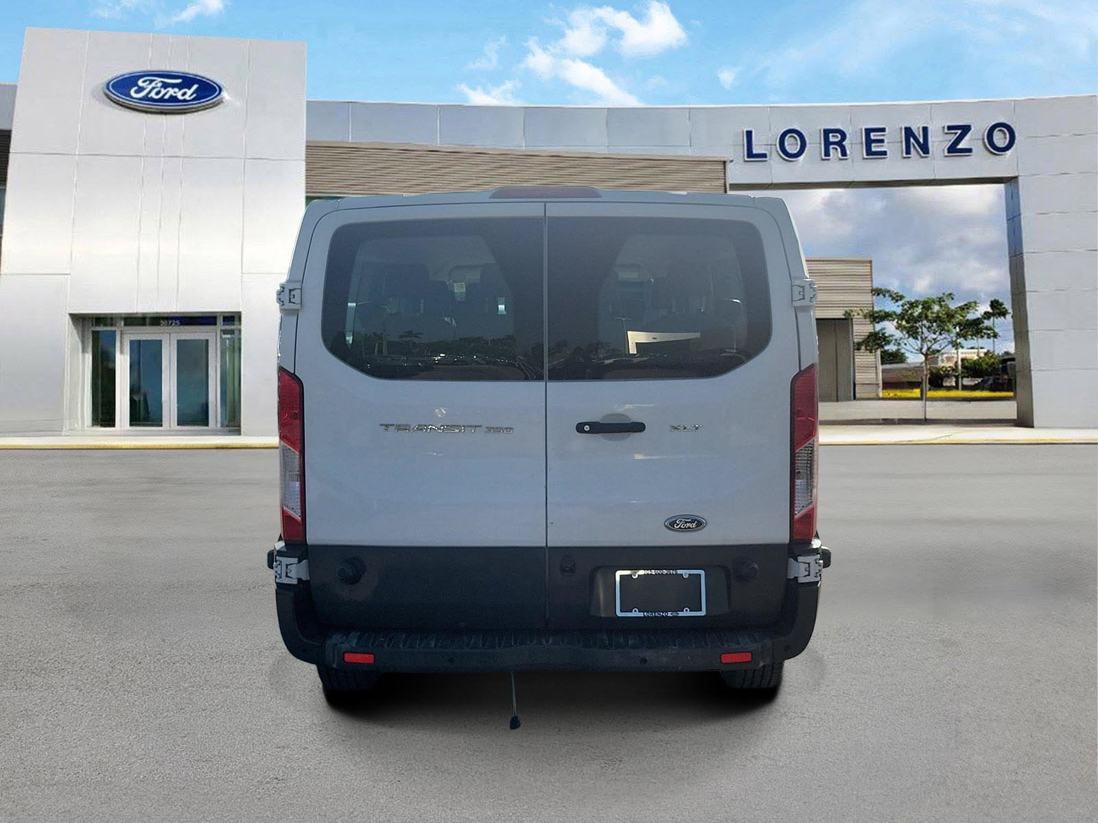 2018 Ford Transit Passenger Wagon XLT