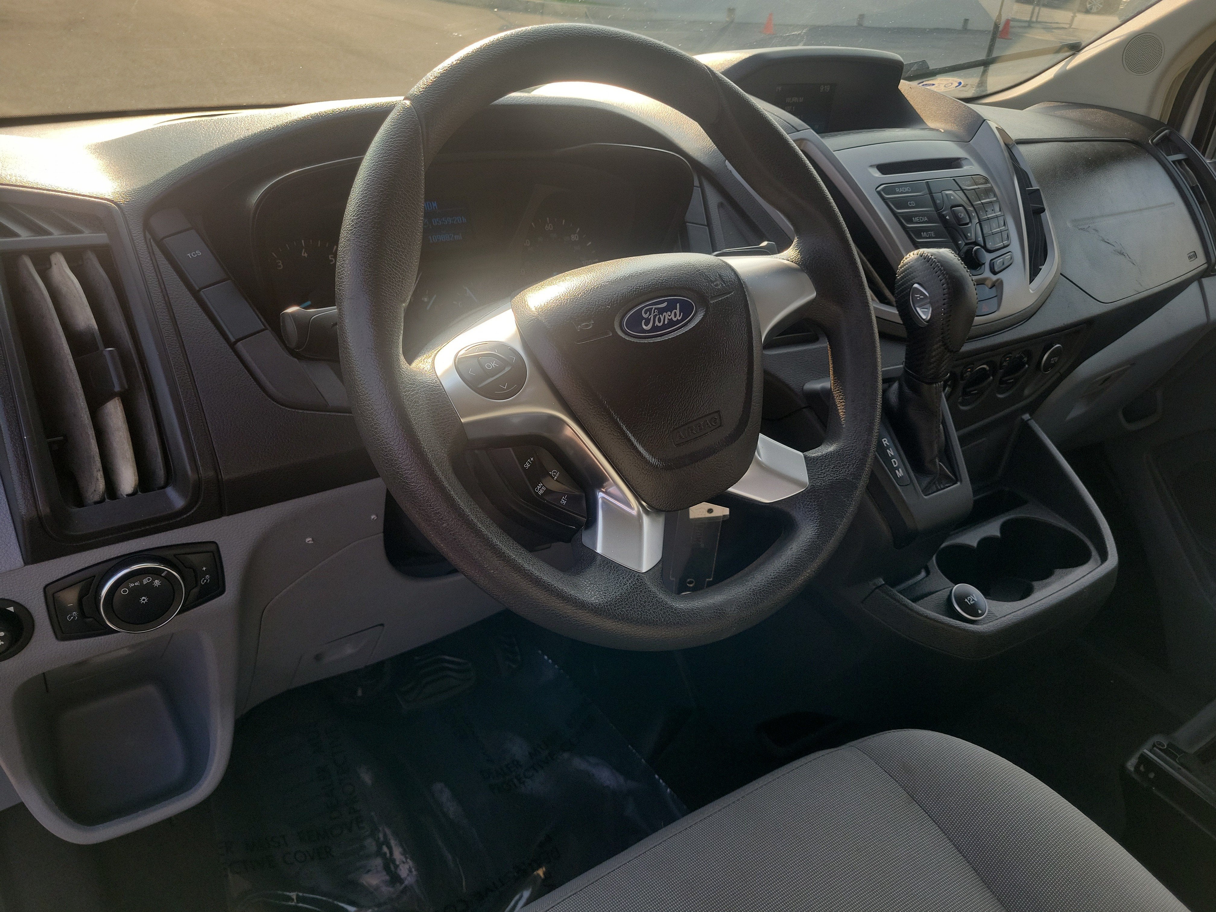 2018 Ford Transit Passenger Wagon XLT