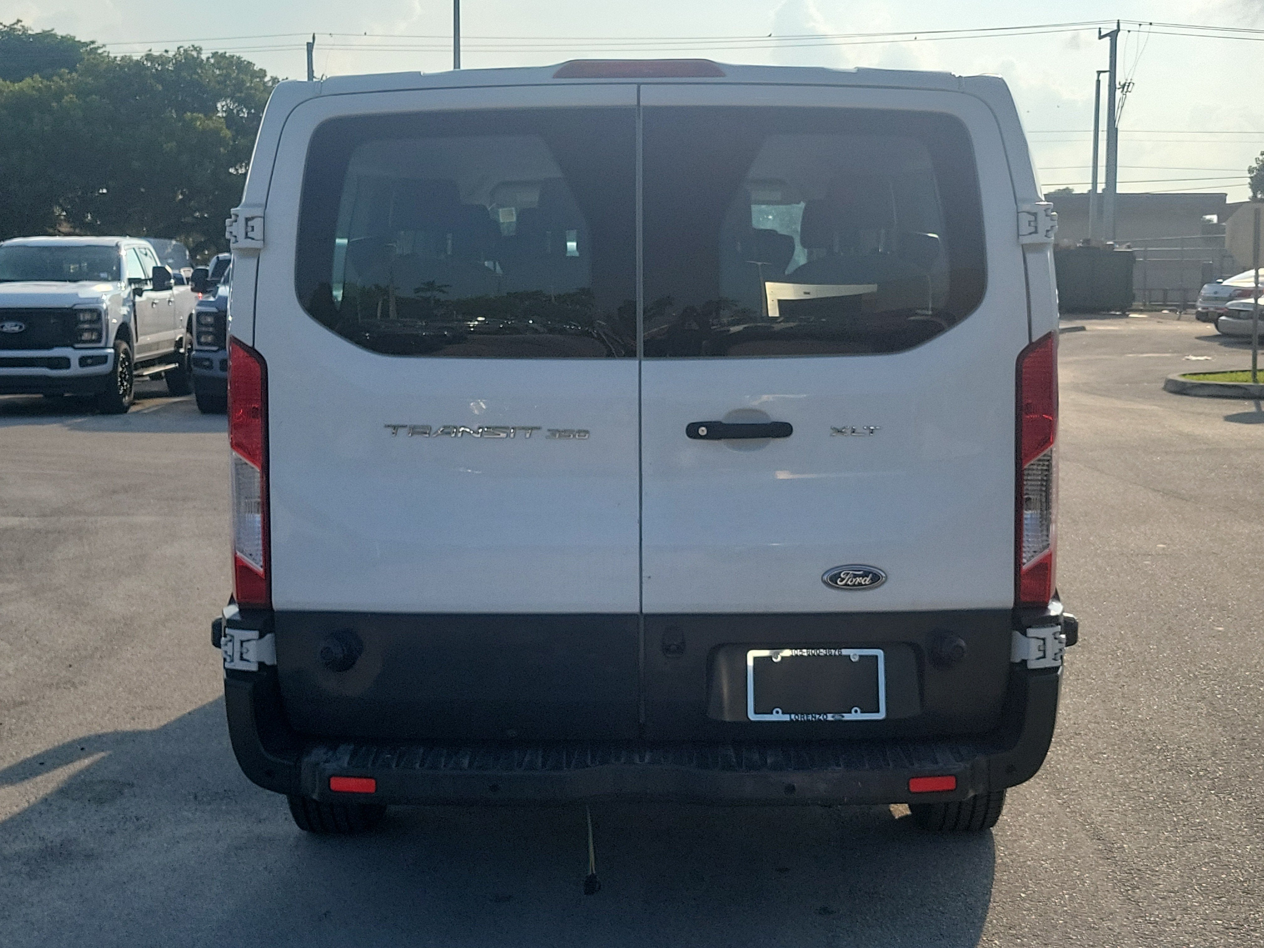 2018 Ford Transit Passenger Wagon XLT