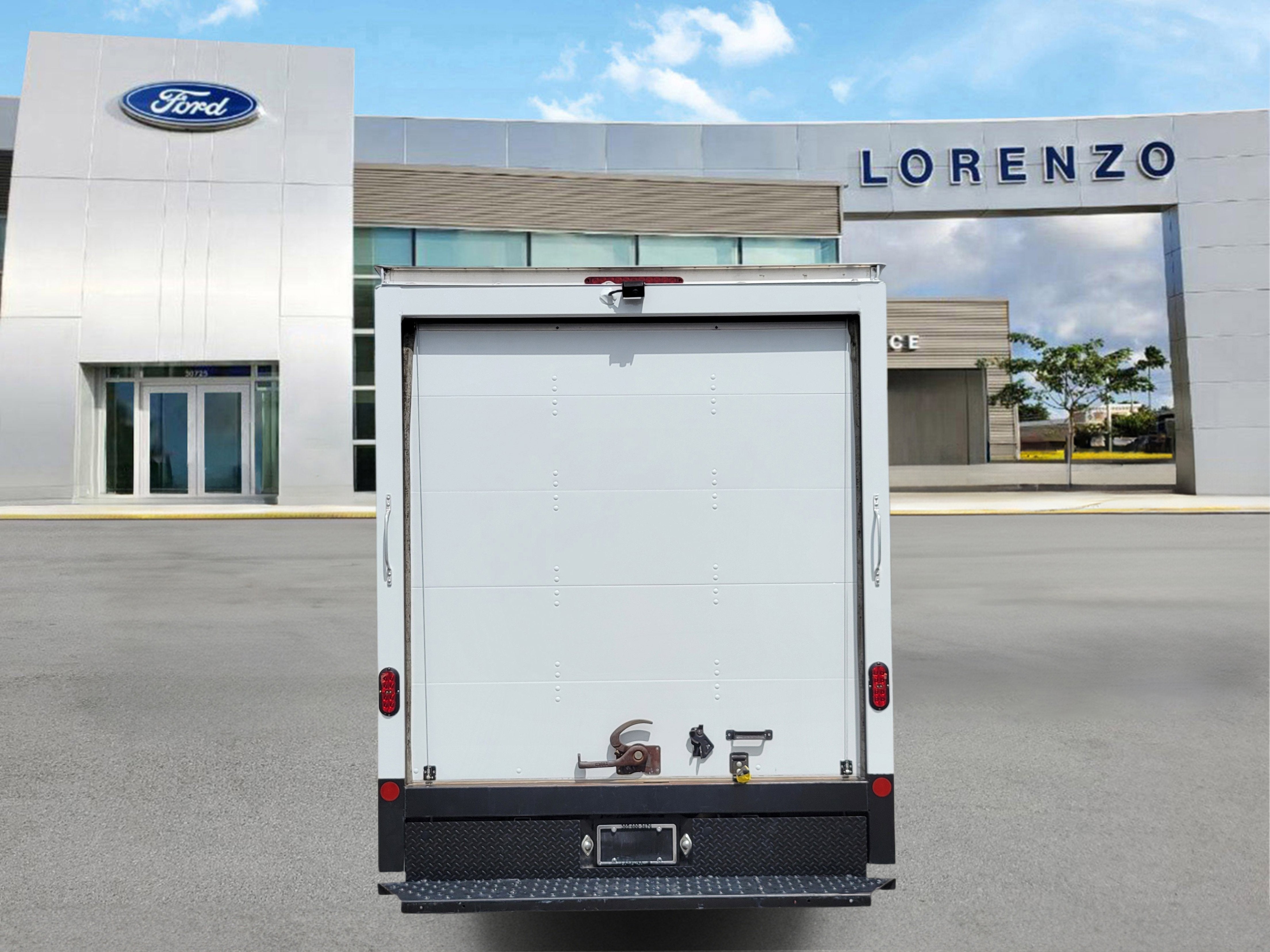 2023 Ford Transit Cutaway 156 WB