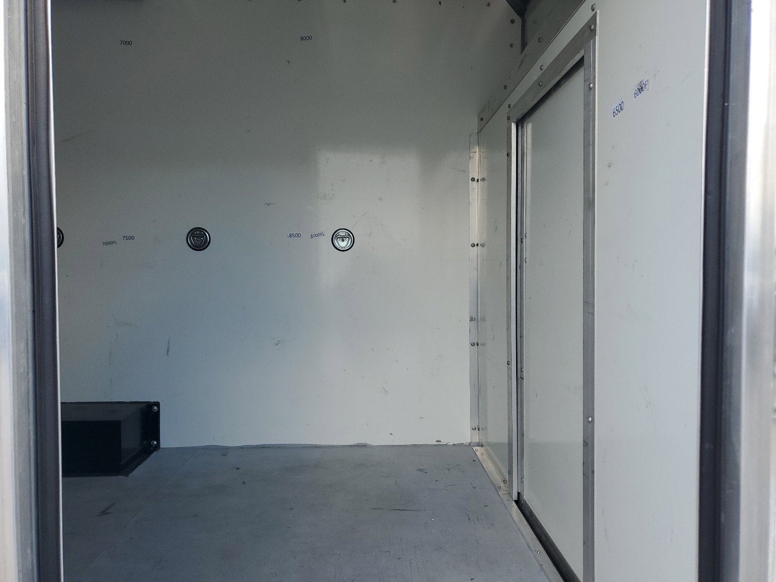 2023 Ford E-Series Cutaway Base