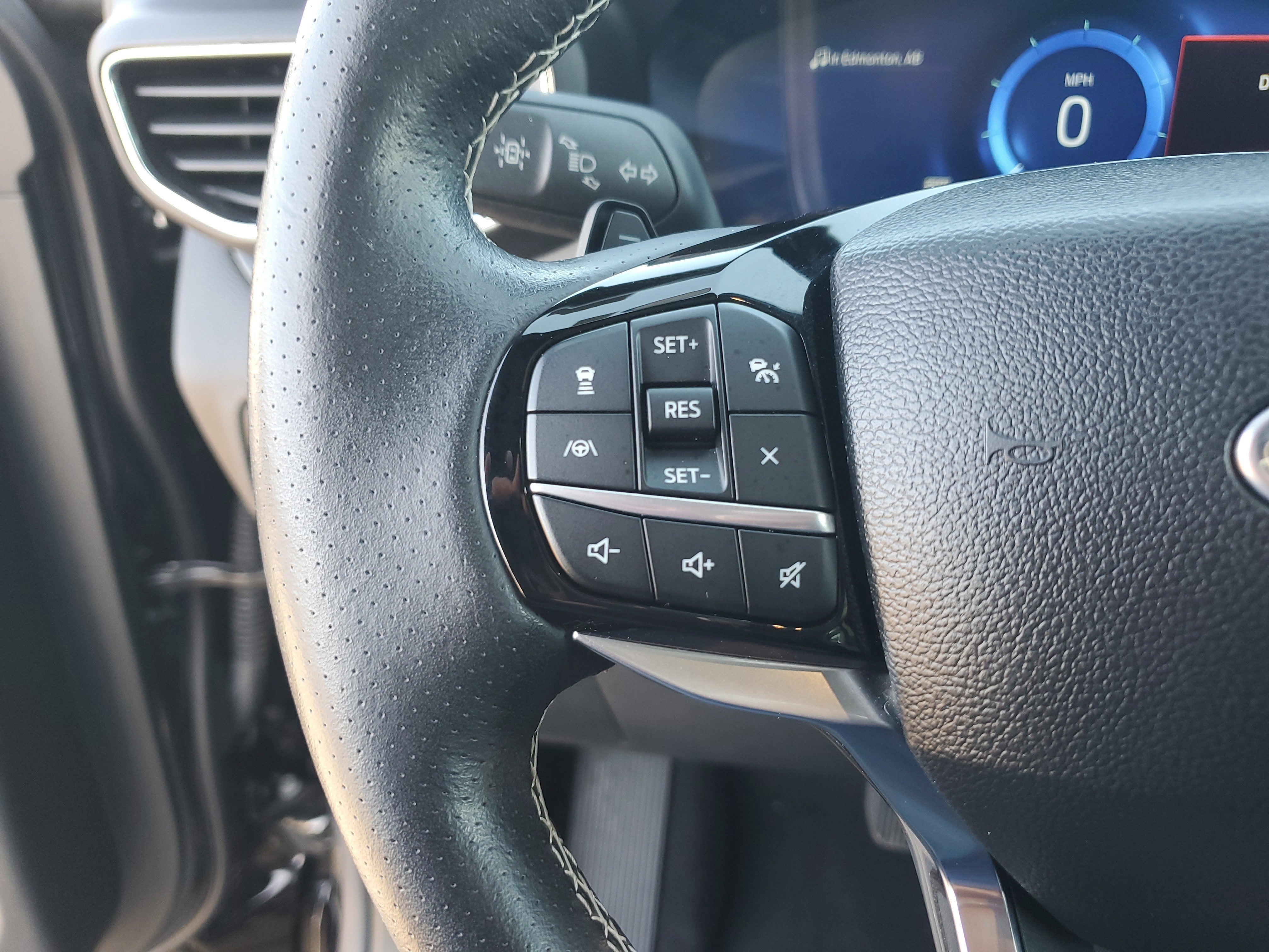 2023 Ford Explorer ST 4WD