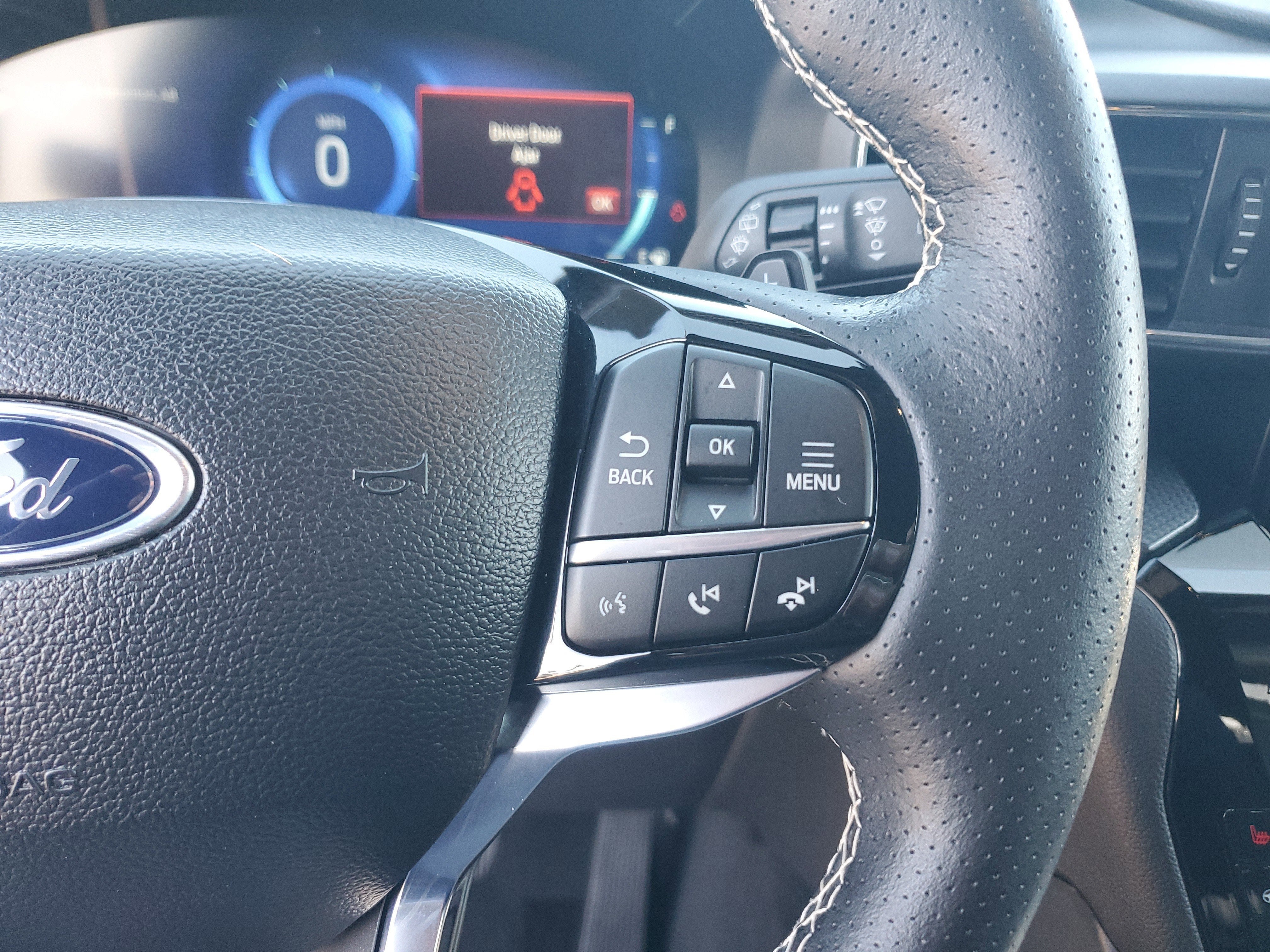 2023 Ford Explorer ST 4WD