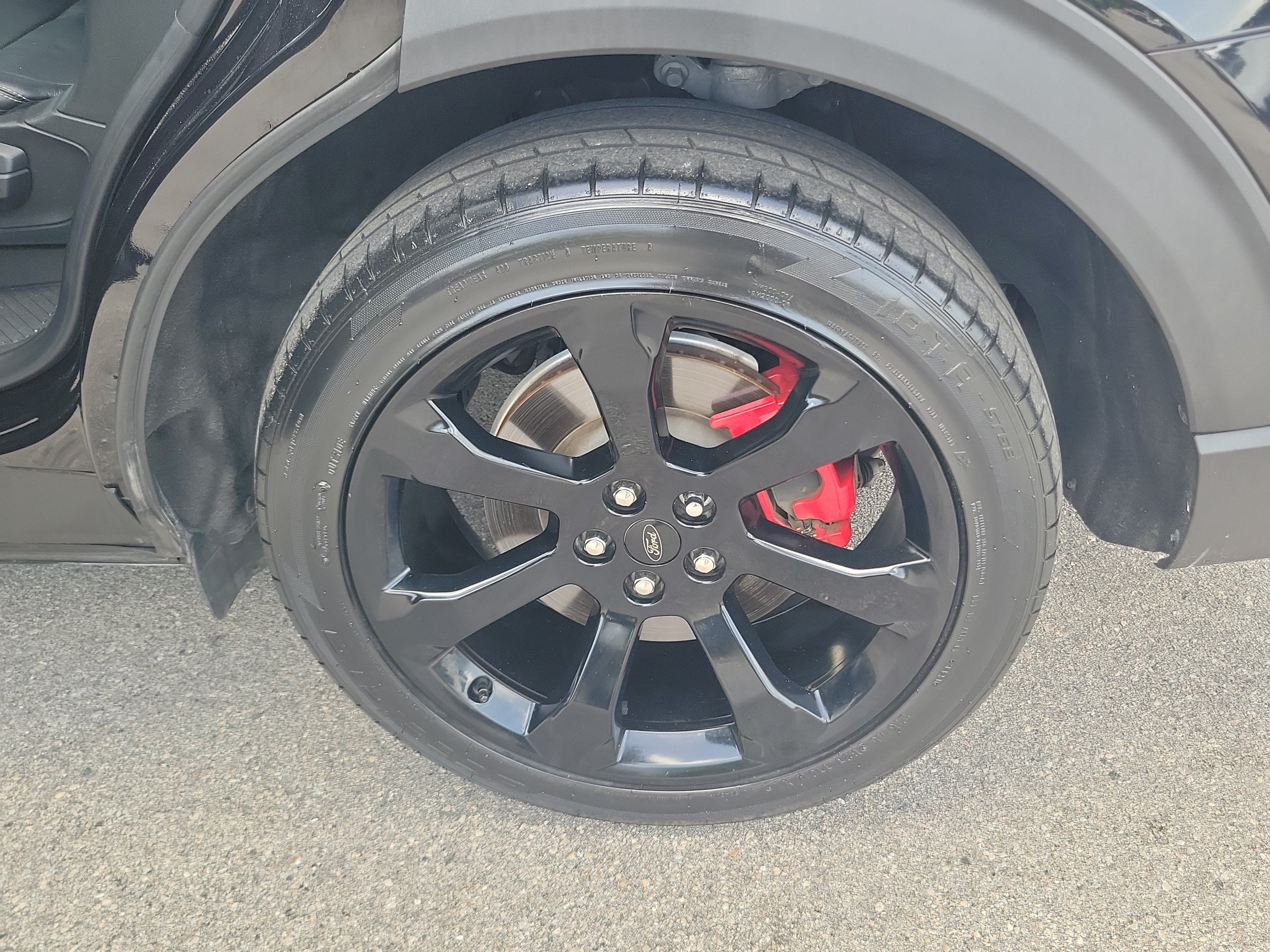 2021 Ford Explorer ST 4WD