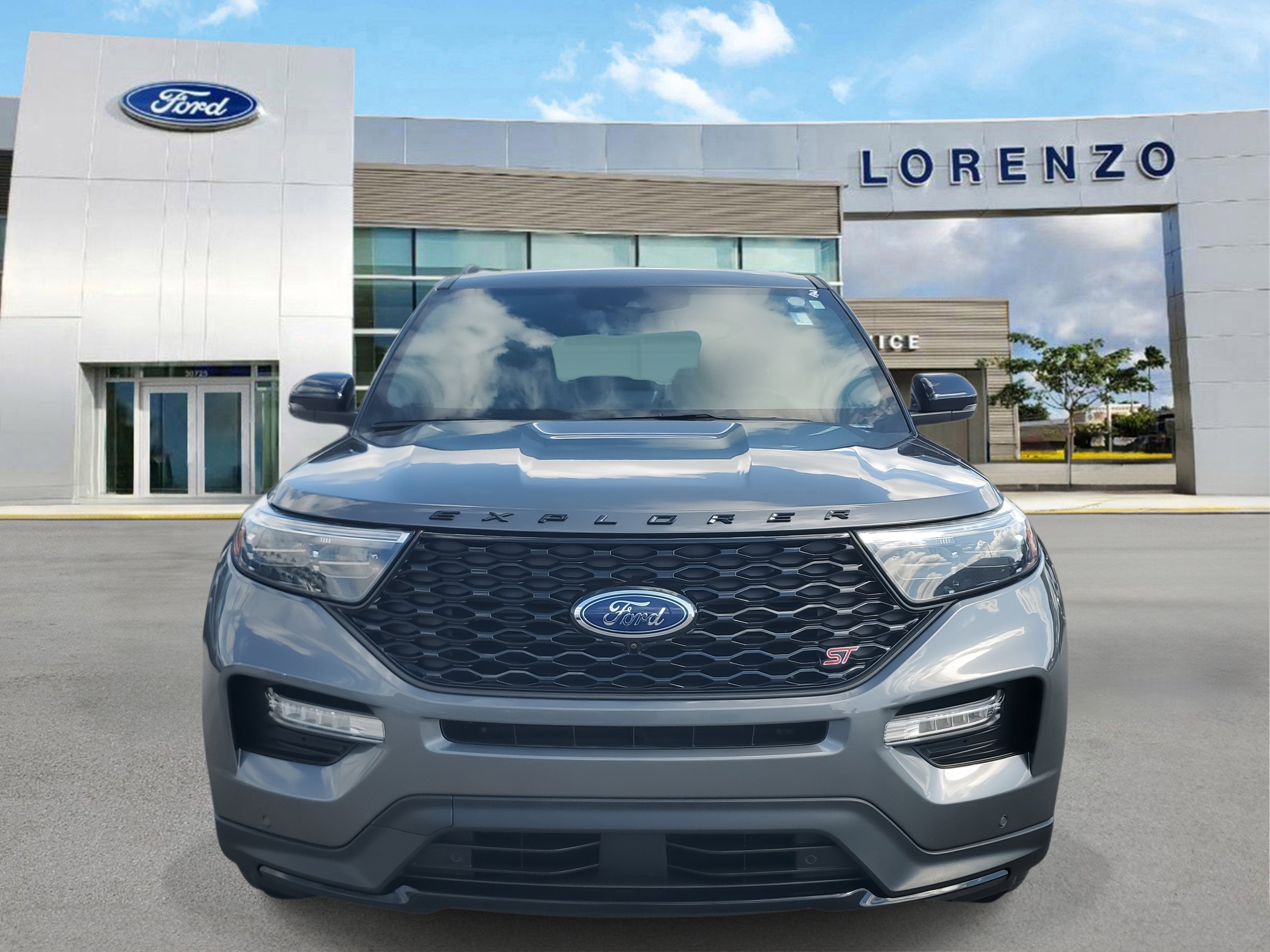 2023 Ford Explorer ST 4WD