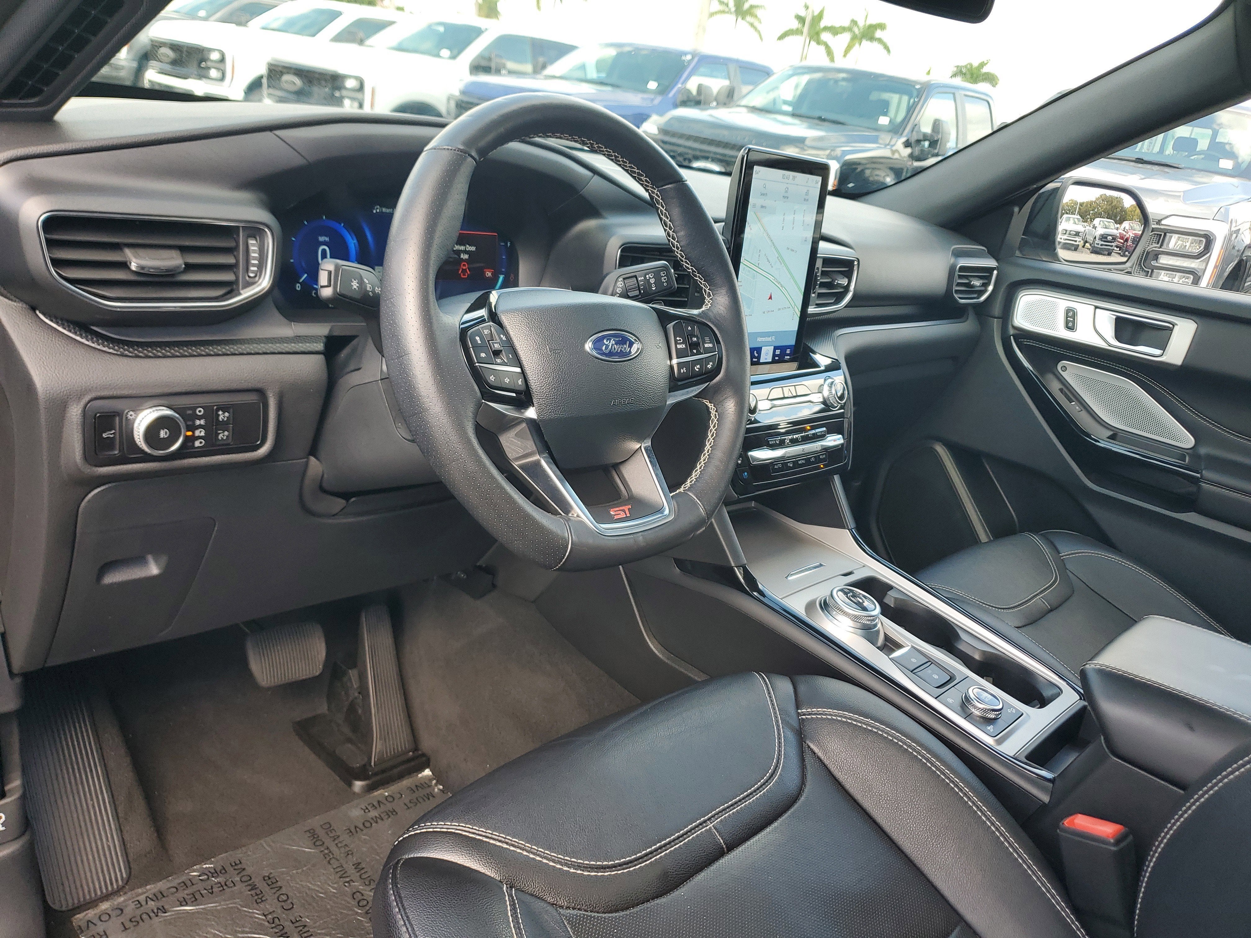 2023 Ford Explorer ST 4WD