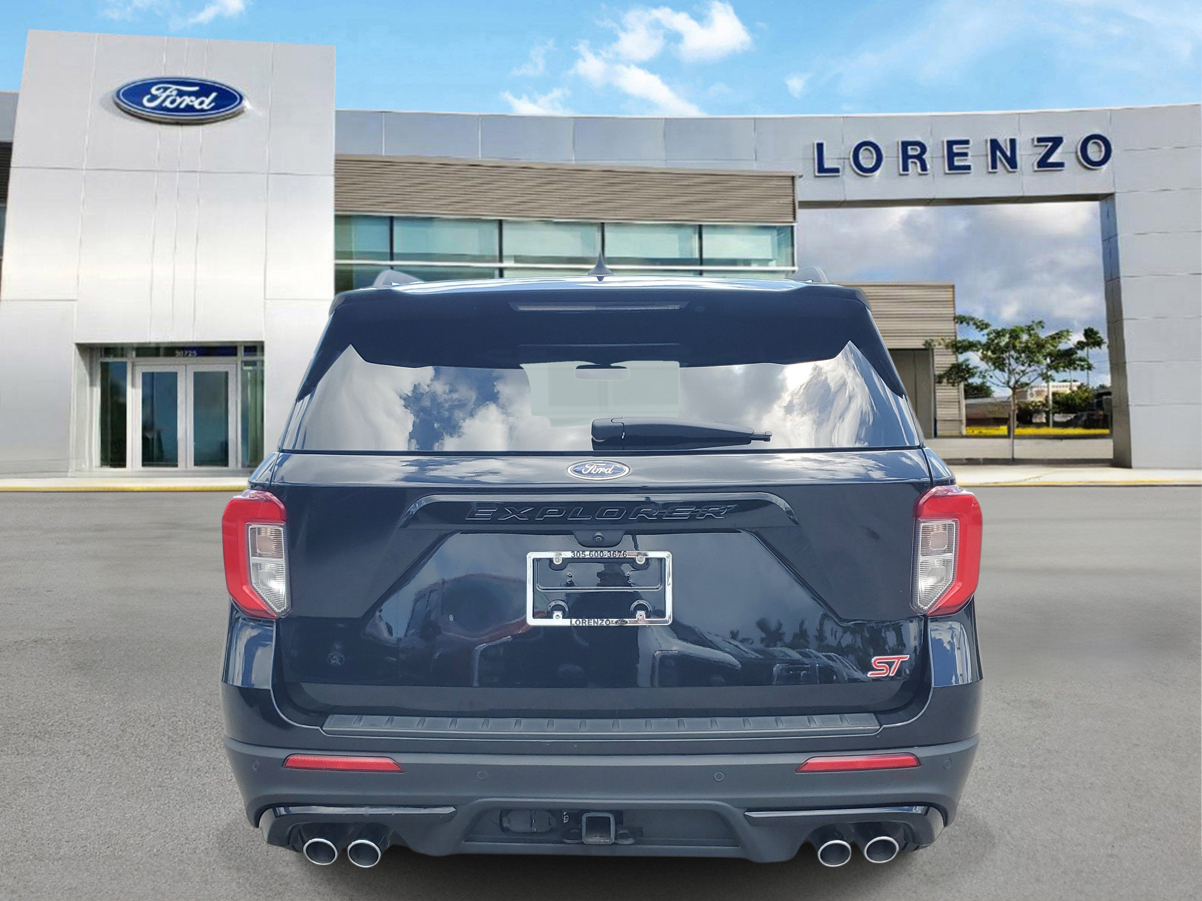 2023 Ford Explorer ST 4WD