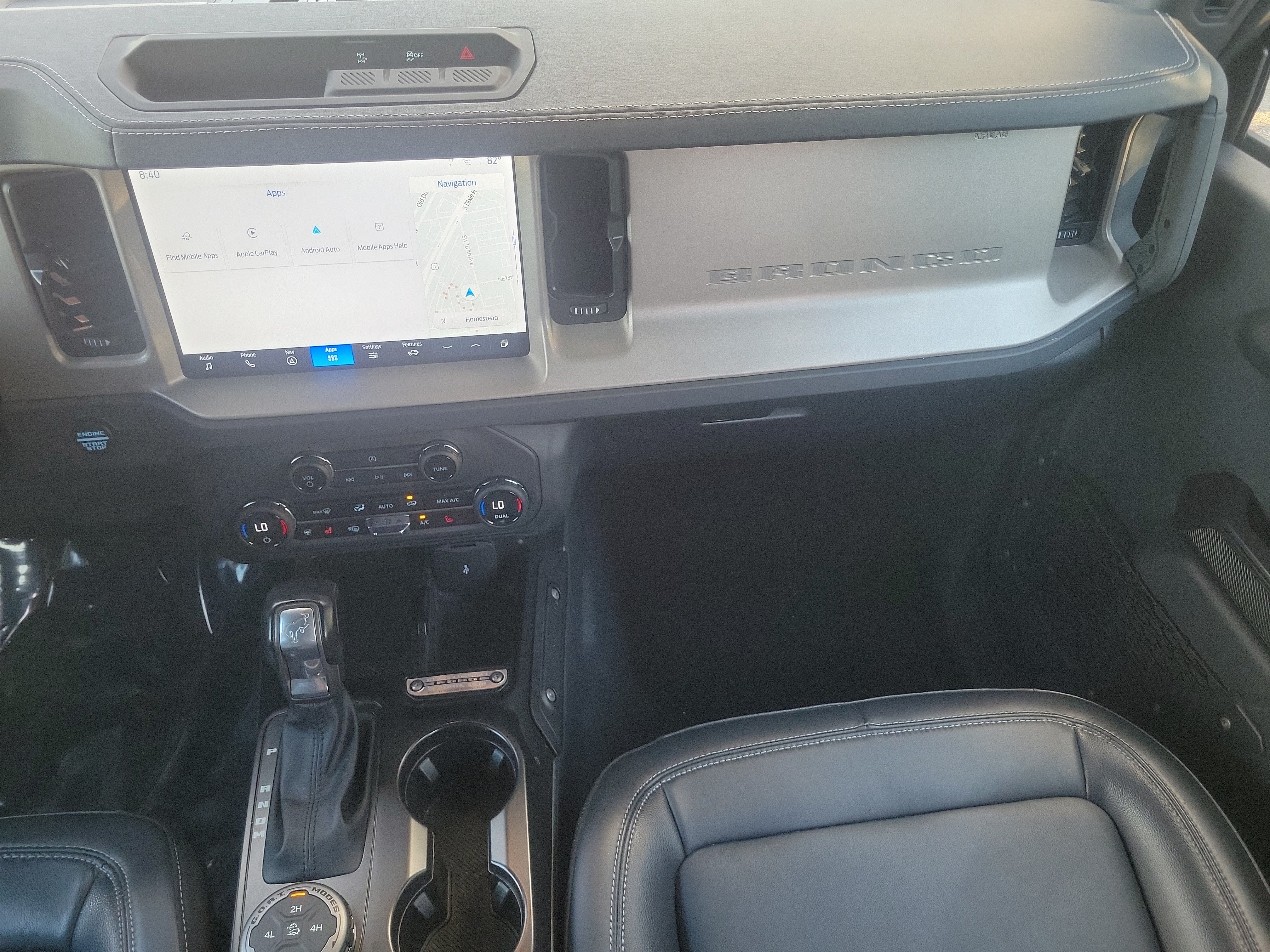 2025 Ford Bronco Outer Banks 4WD