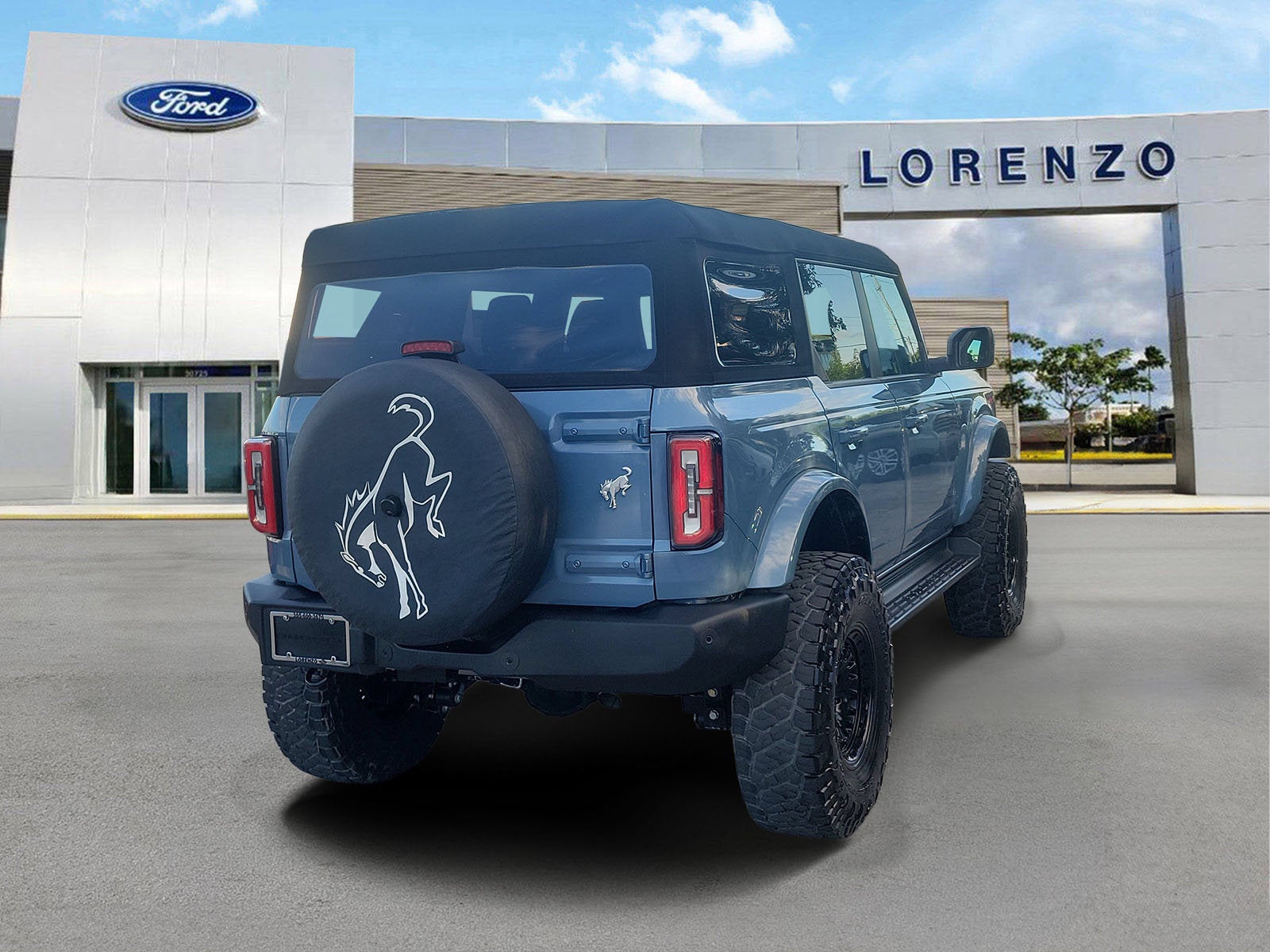 2025 Ford Bronco Outer Banks 4WD