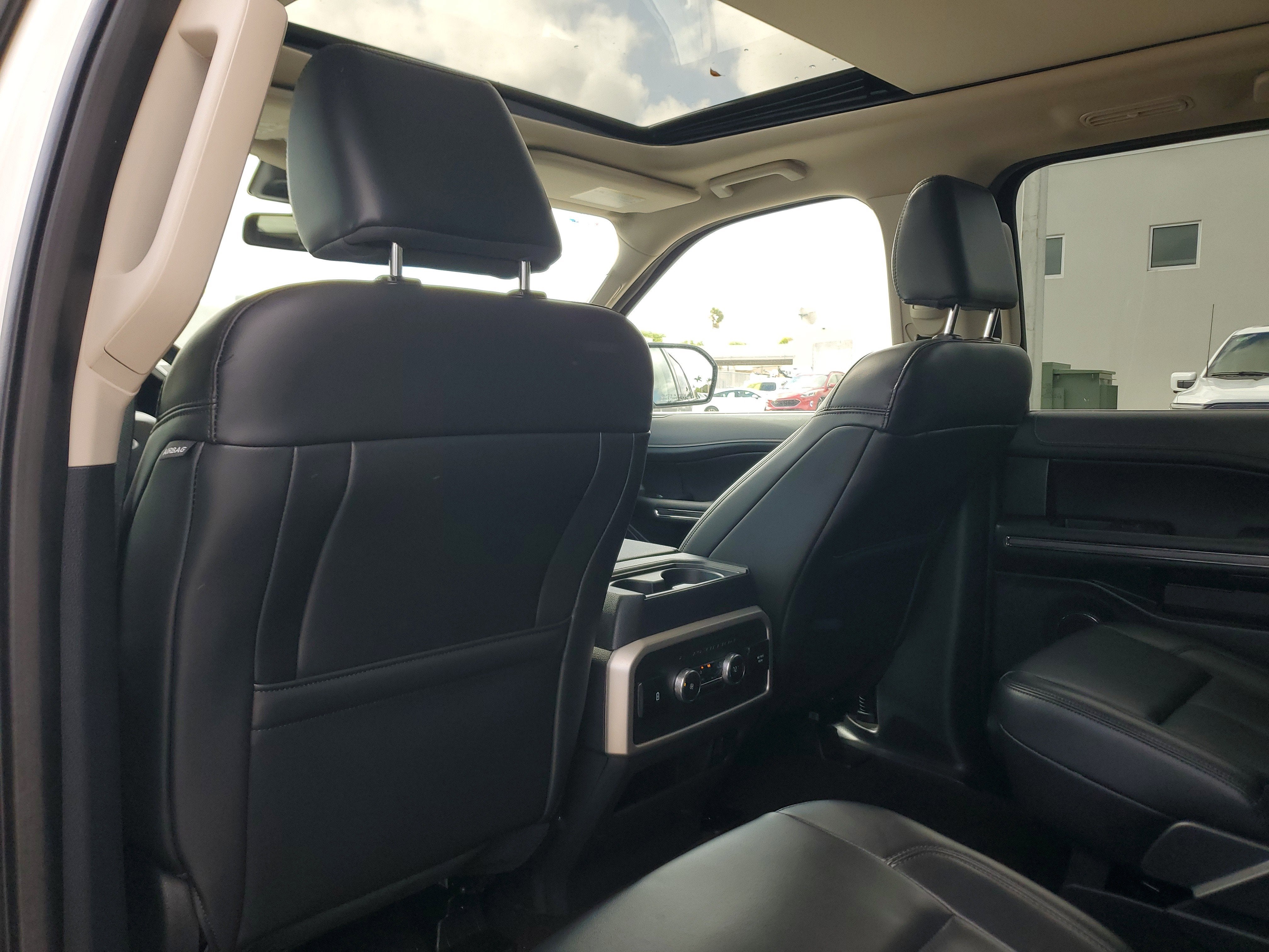 2023 Ford Expedition Max XLT