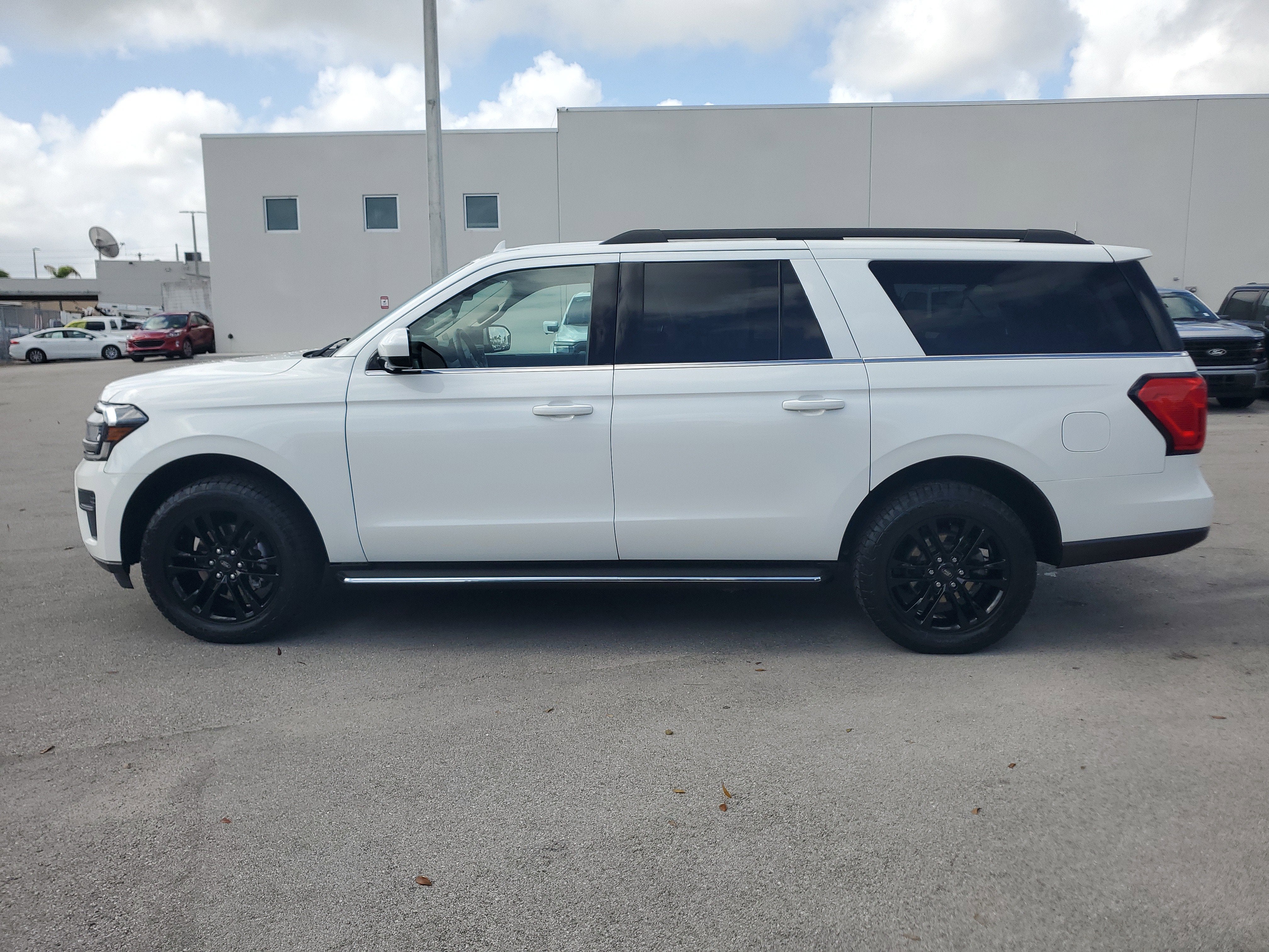 2023 Ford Expedition Max XLT