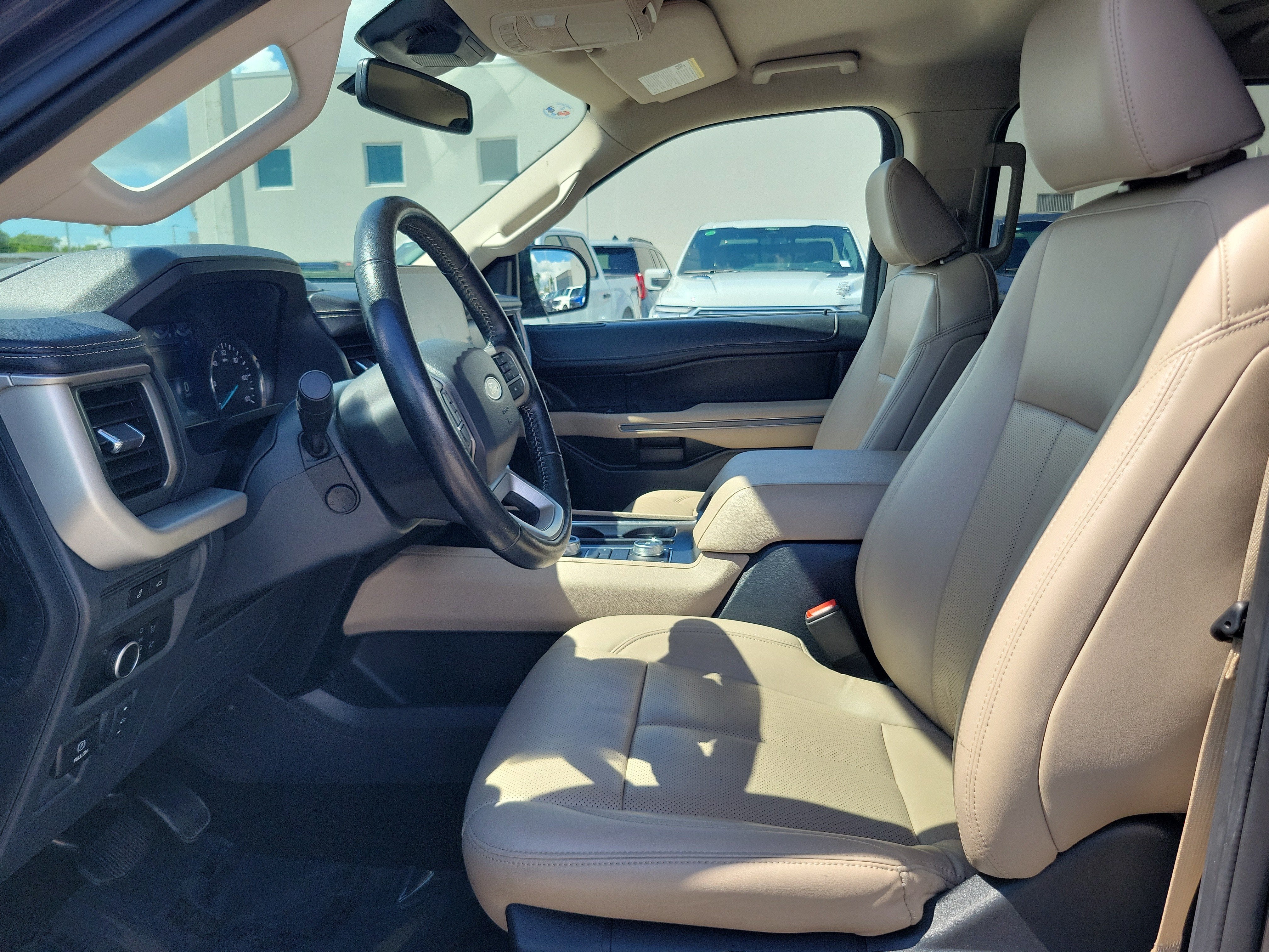 2024 Ford Expedition Max XLT