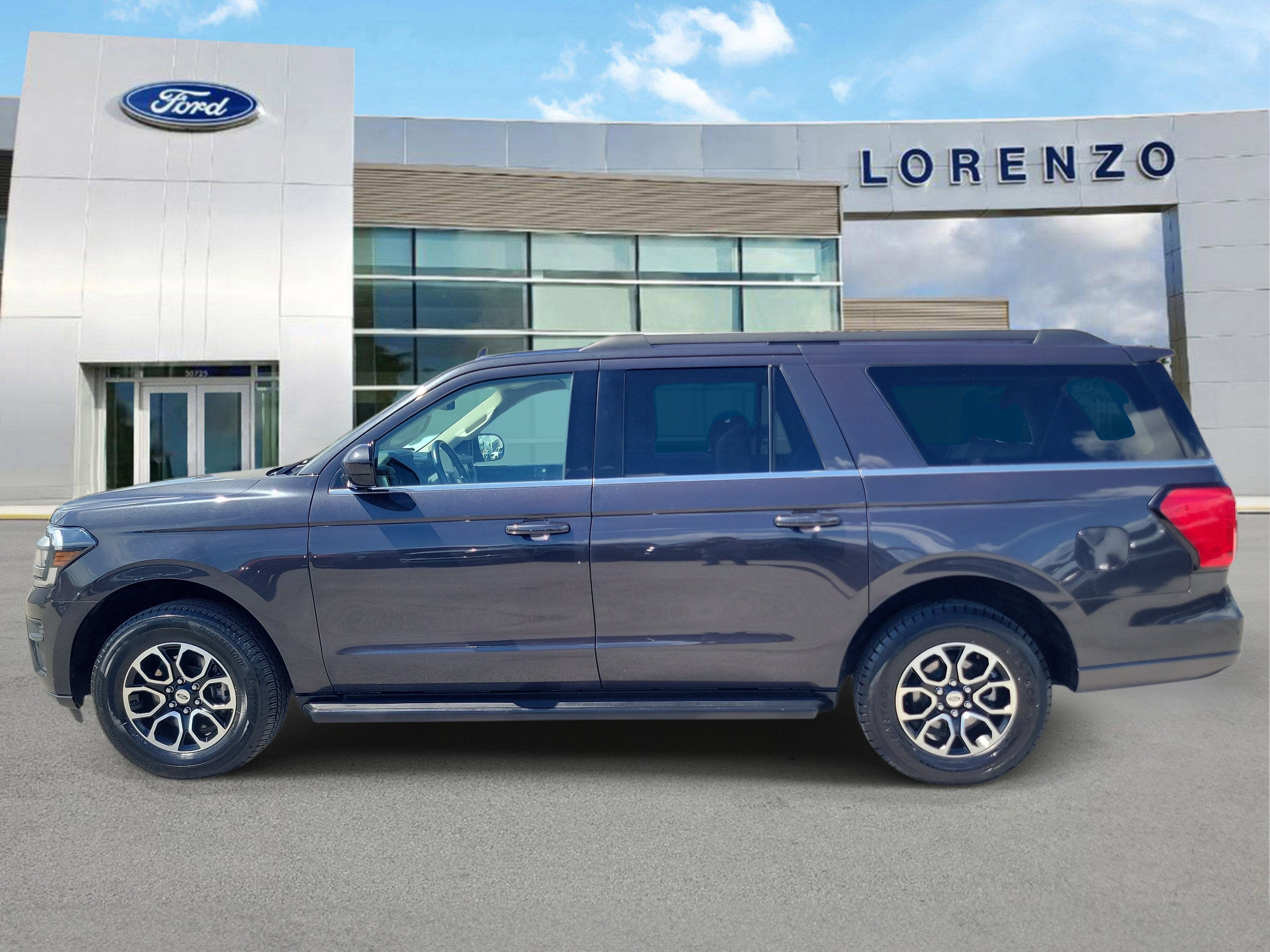 2024 Ford Expedition Max XLT