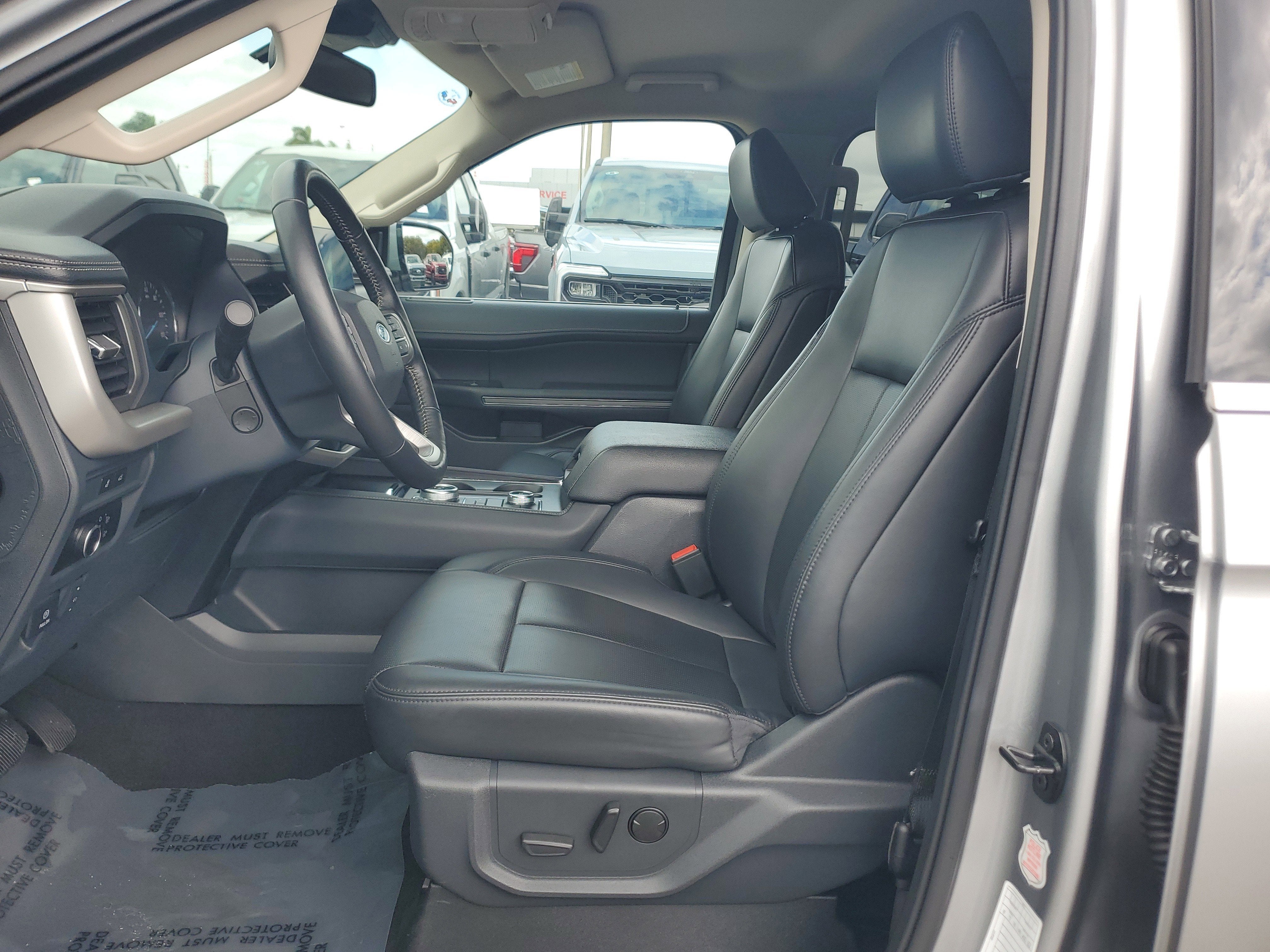 2024 Ford Expedition Max XLT 4WD